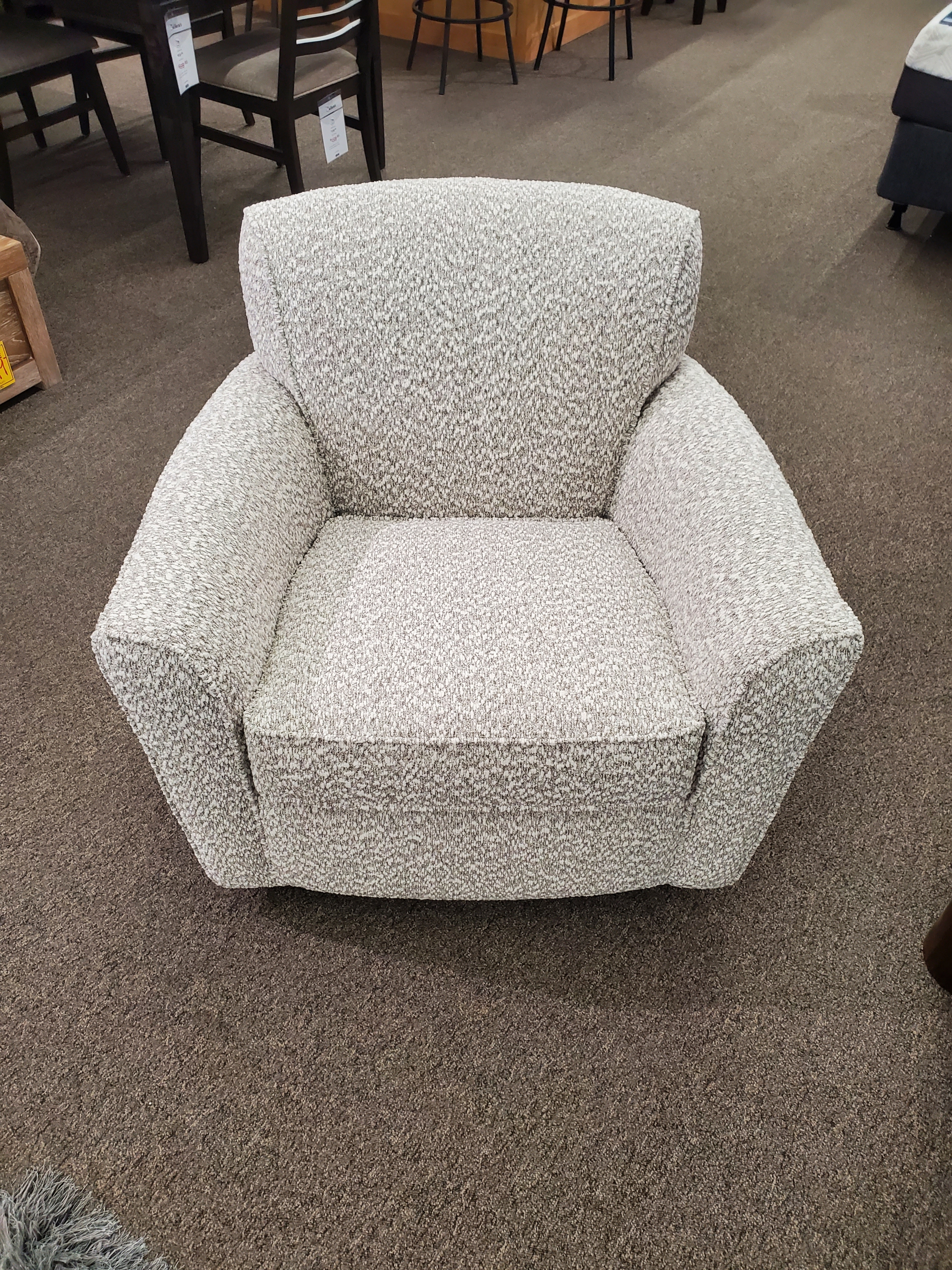Arwen Swivel Glider