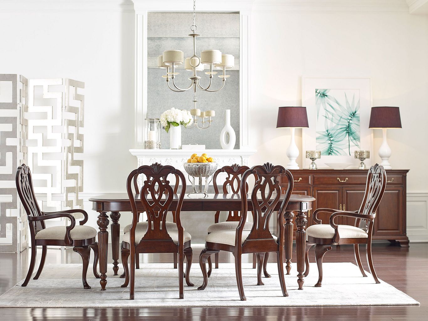 Kincaid Furniture Hadleigh Queen Anne Arm Chair