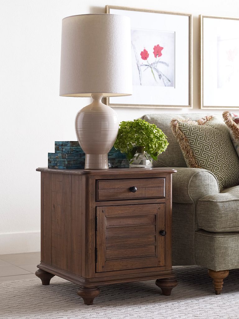 Kincaid Furniture Weatherford Chairside Chest