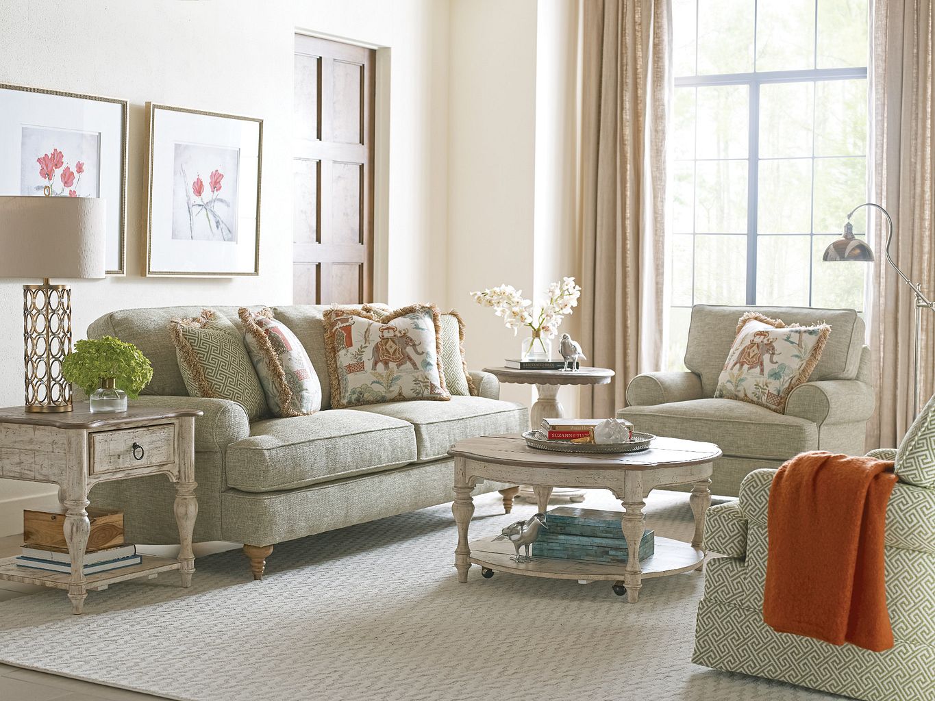 Bolton Round Cocktail Table