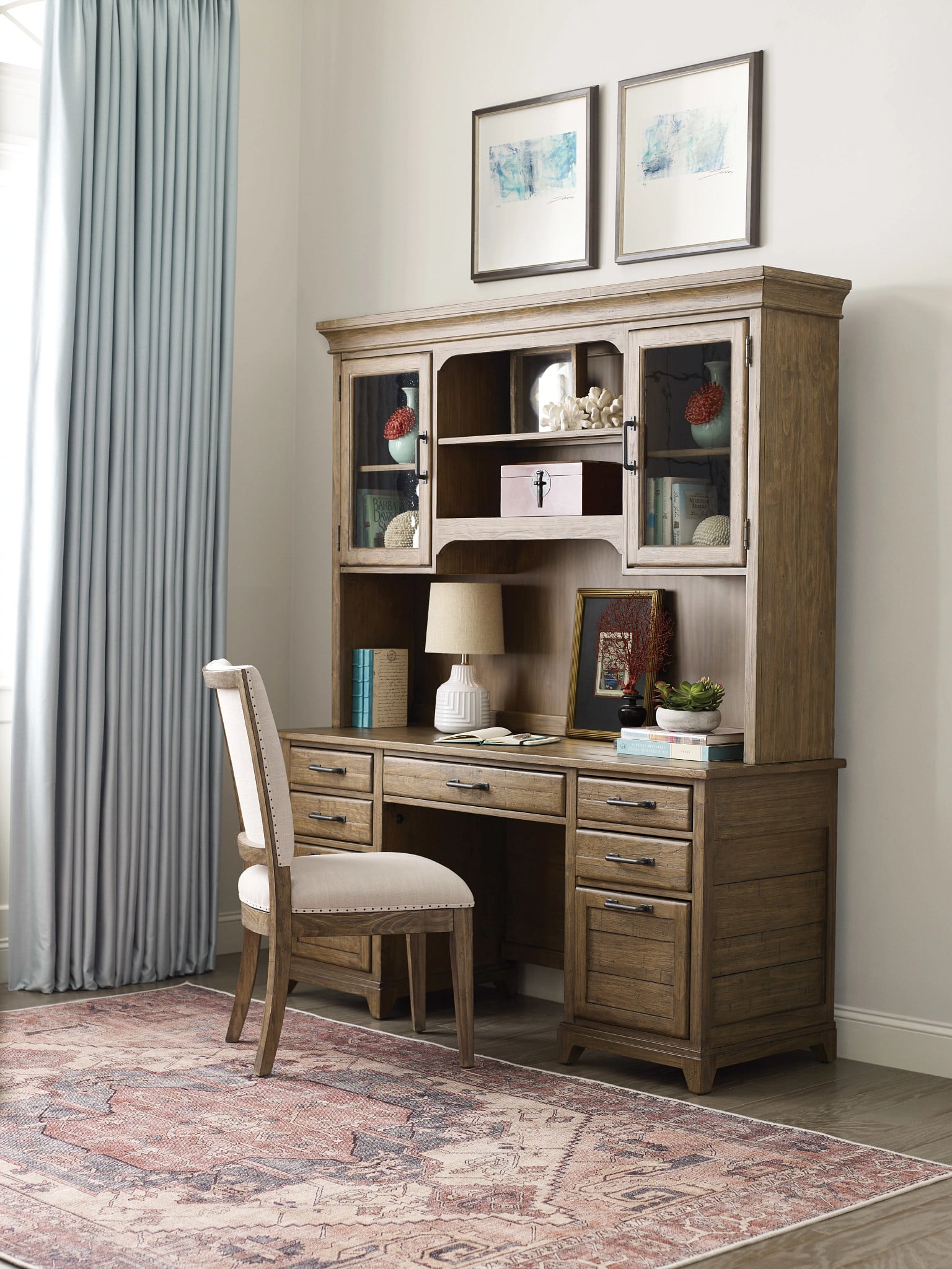 Kincaid Furniture Plank Road Executive Desk with Matching Hutch