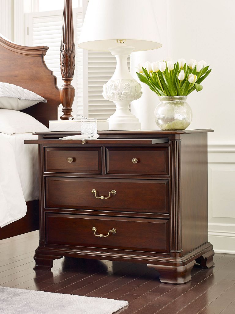 Kincaid Furniture Hadleigh Bachelors Chest