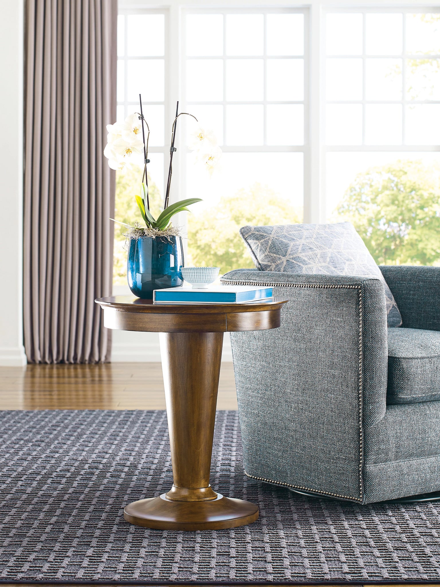 Lyon Round End Table