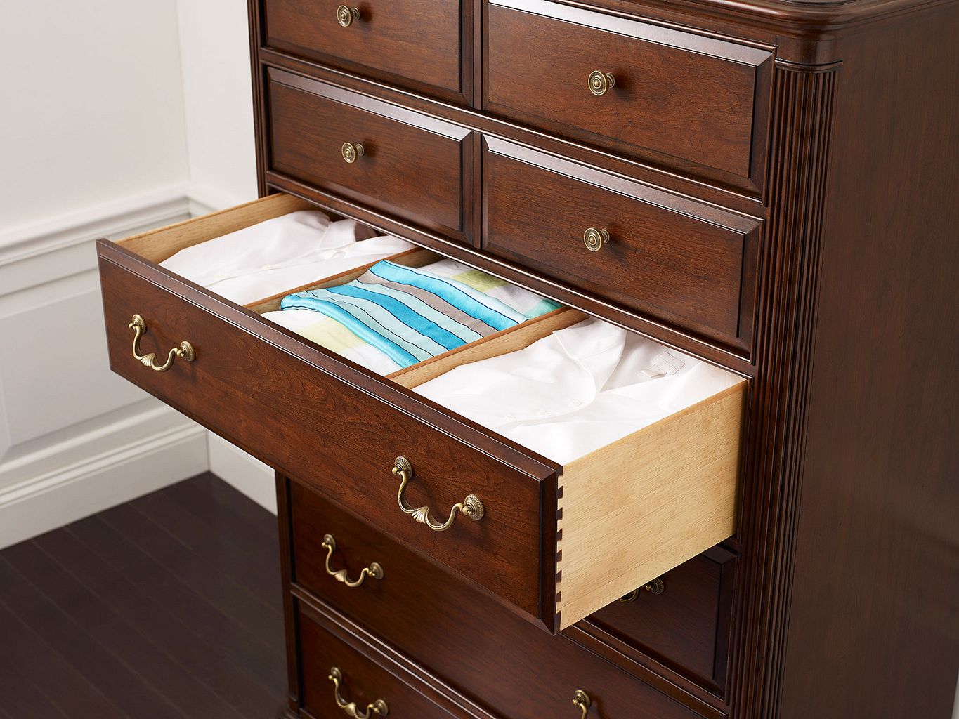 Kincaid Furniture Hadleigh Drawer Chest