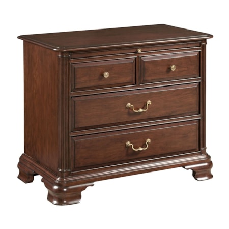 Bachelors Chest