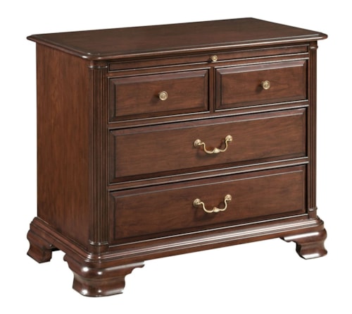 Traditional Four Drawer Bachelor's Chest with Pull-Out Laminate Shelf