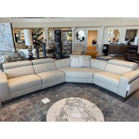 I829 Sectional