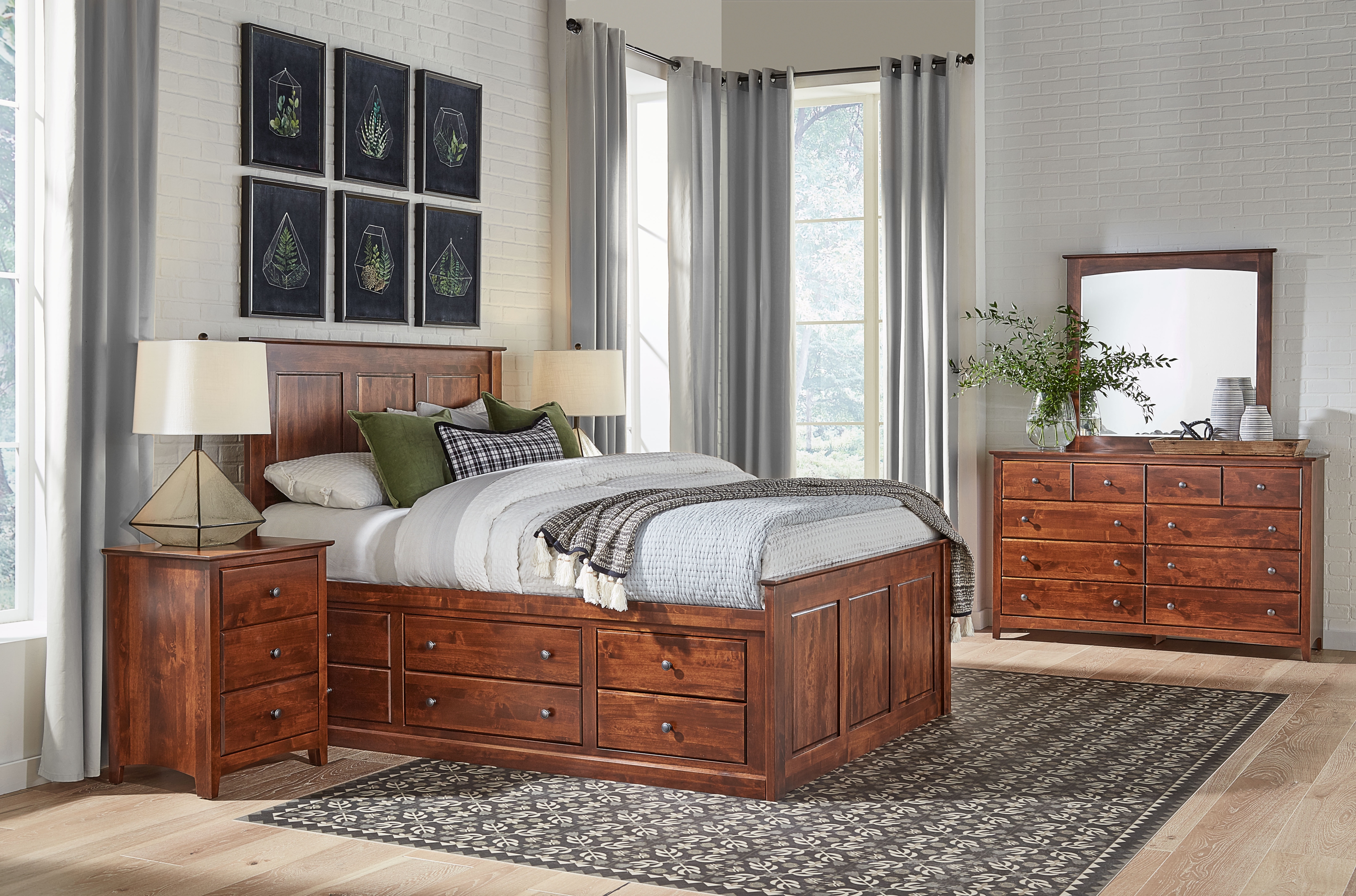 Queen Shaker Bedroom Set