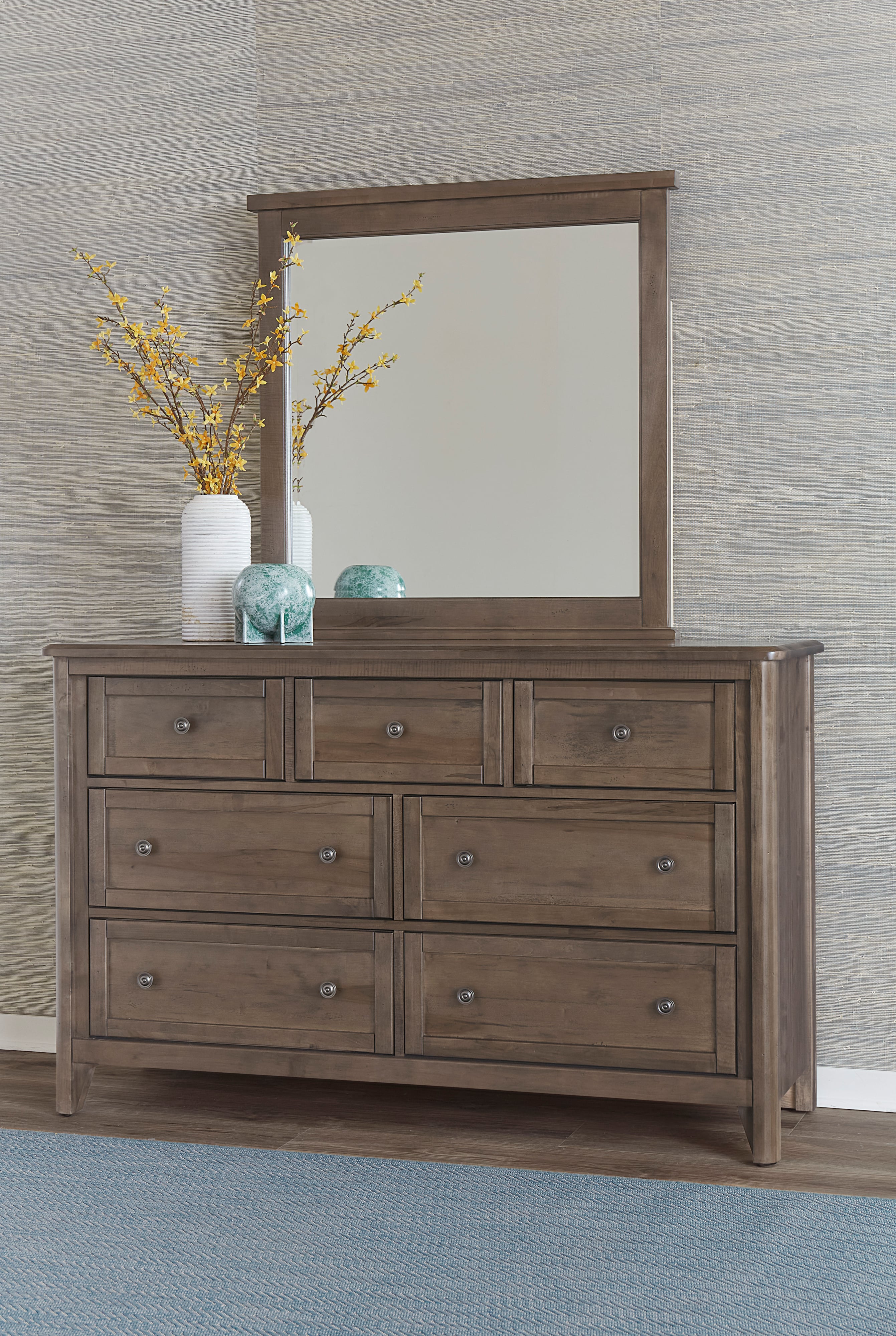 Woodbridge Queen Bedroom Set