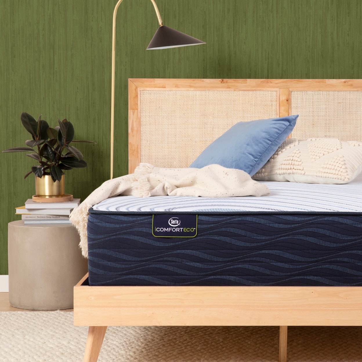 Serta iComfortECO S30LTX MD TT Mattress - Queen