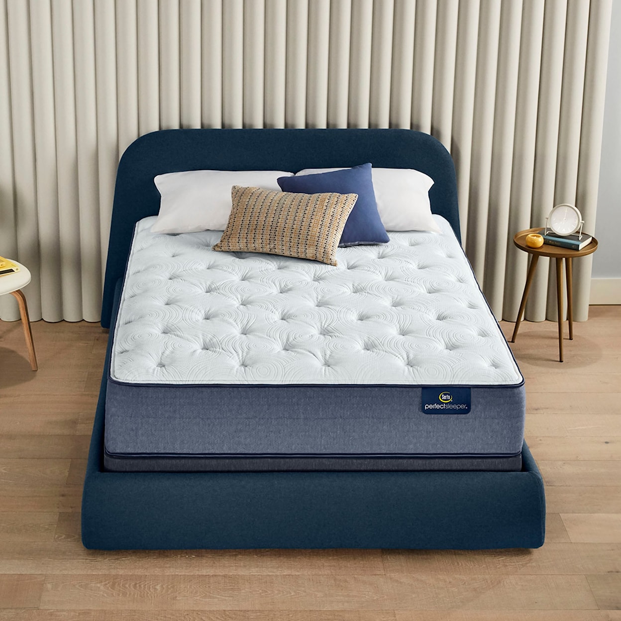 Serta Cozy Escape 13" Plush Queen Mattress