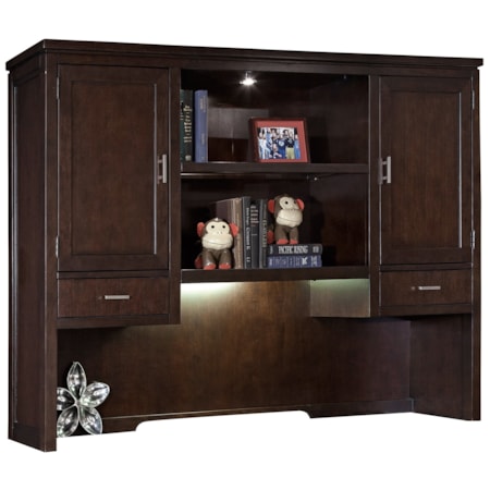 Executive Hutch