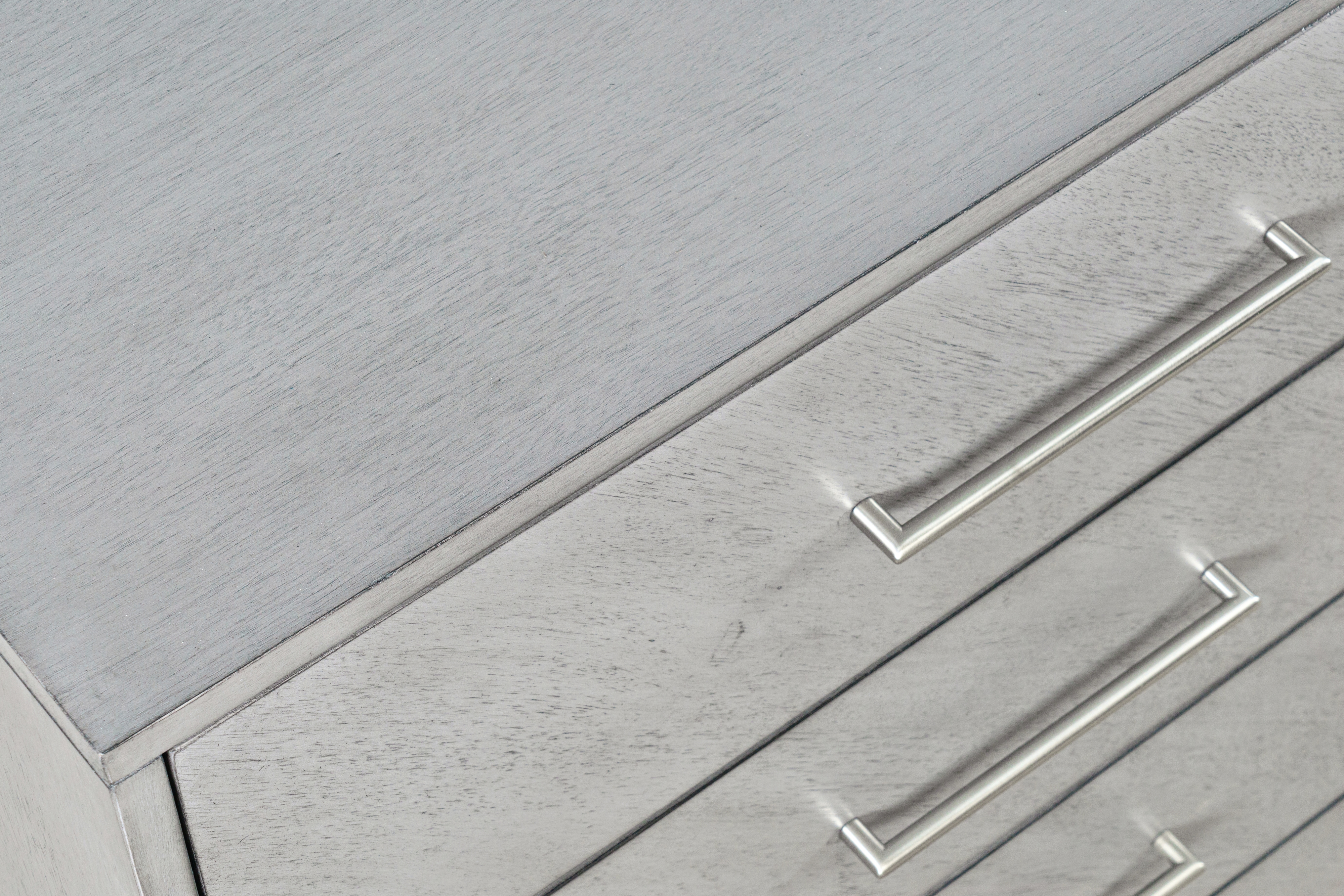 Jofran Eloquence Dresser