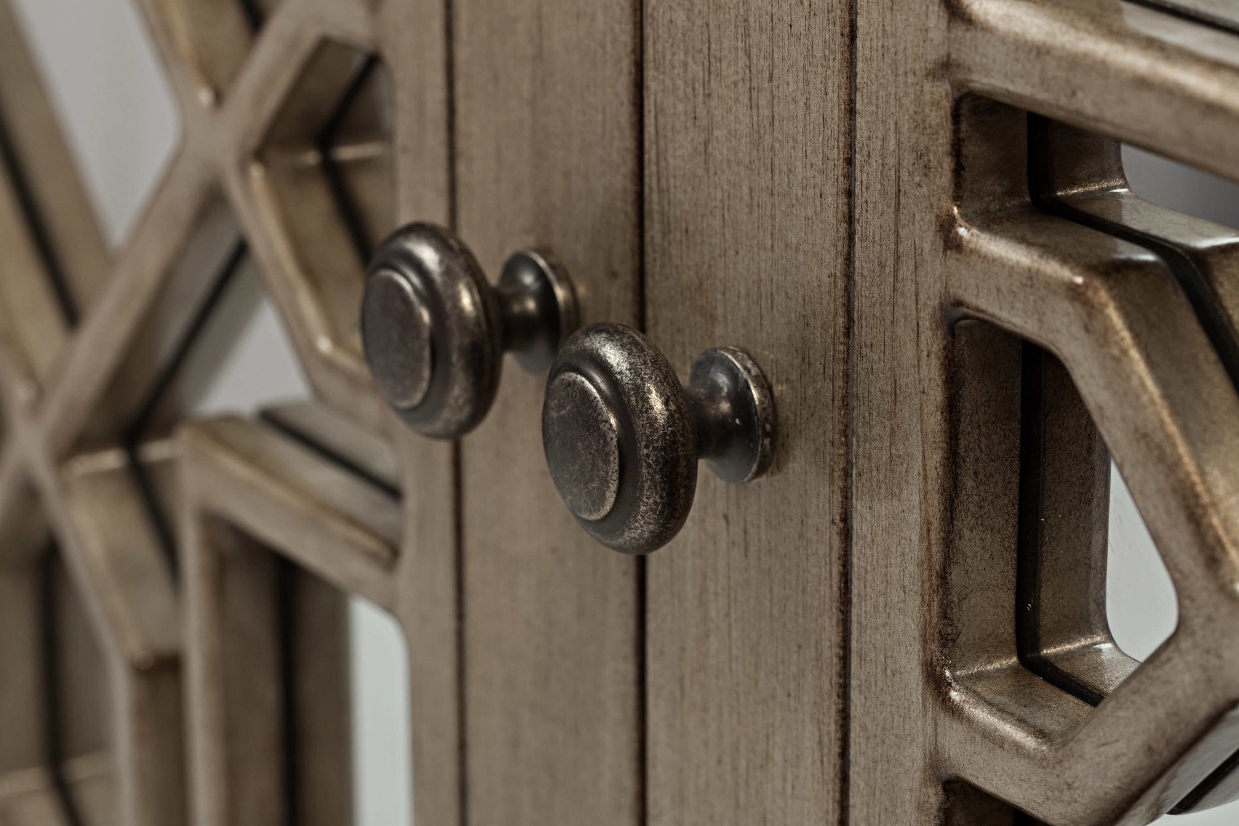 Casa Bella 70" Mirrored Console