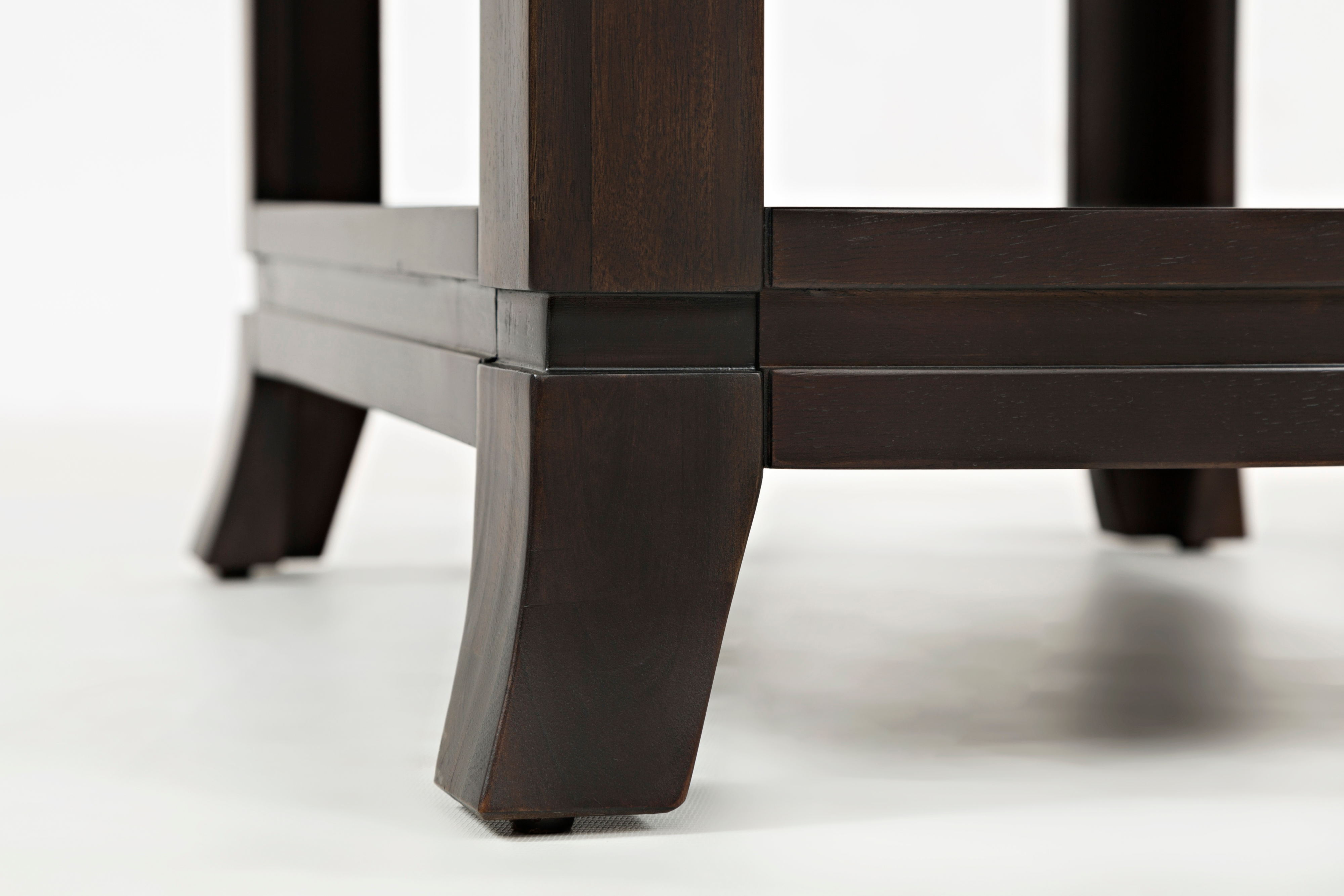 Jofran Downtown Chairside Table