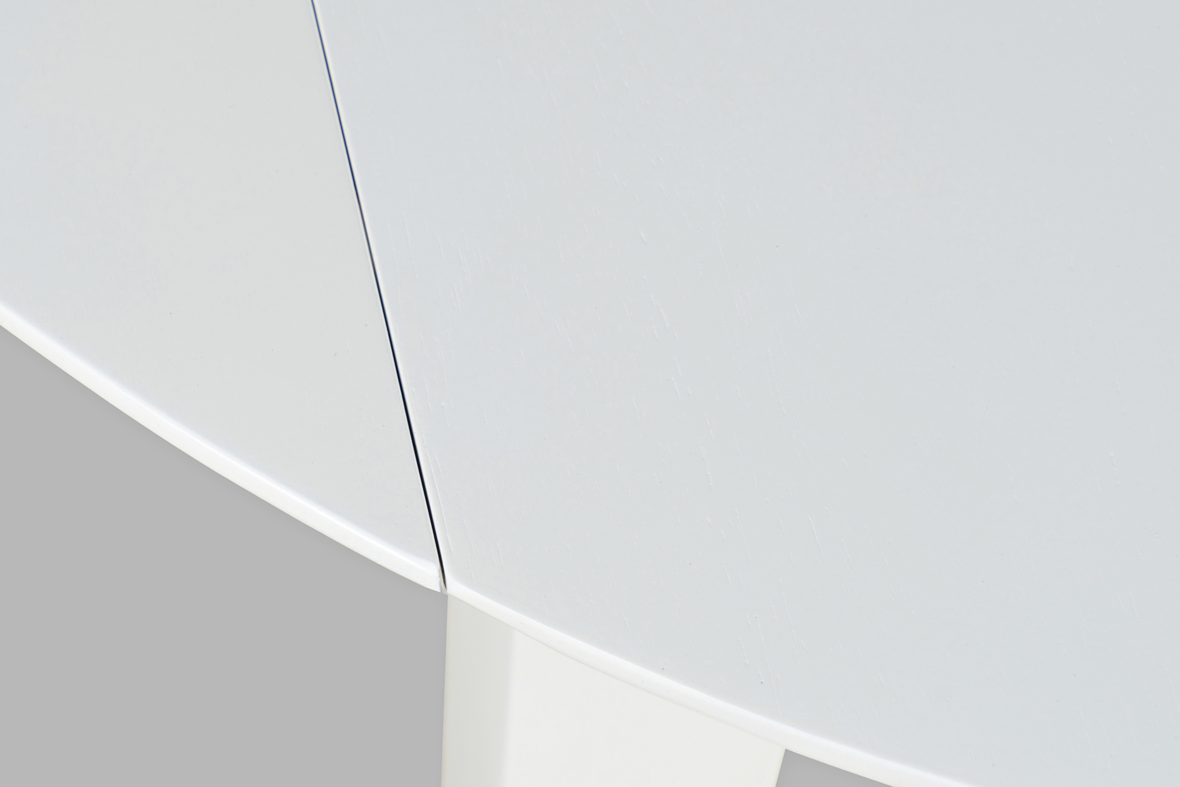 Jofran Simplicity Round Drop Leaf Table