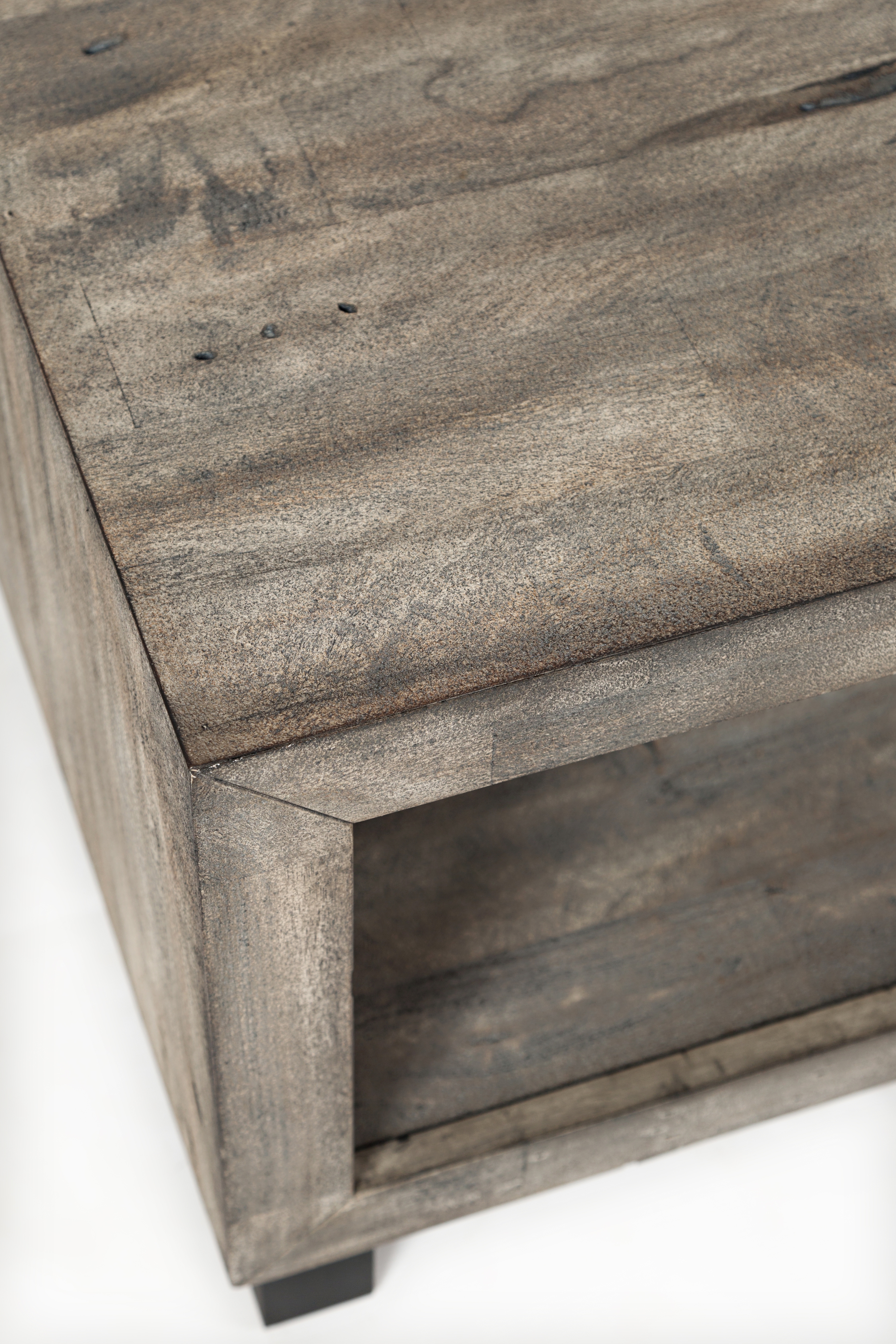 Belfort Essentials Mulholland Cocktail Table