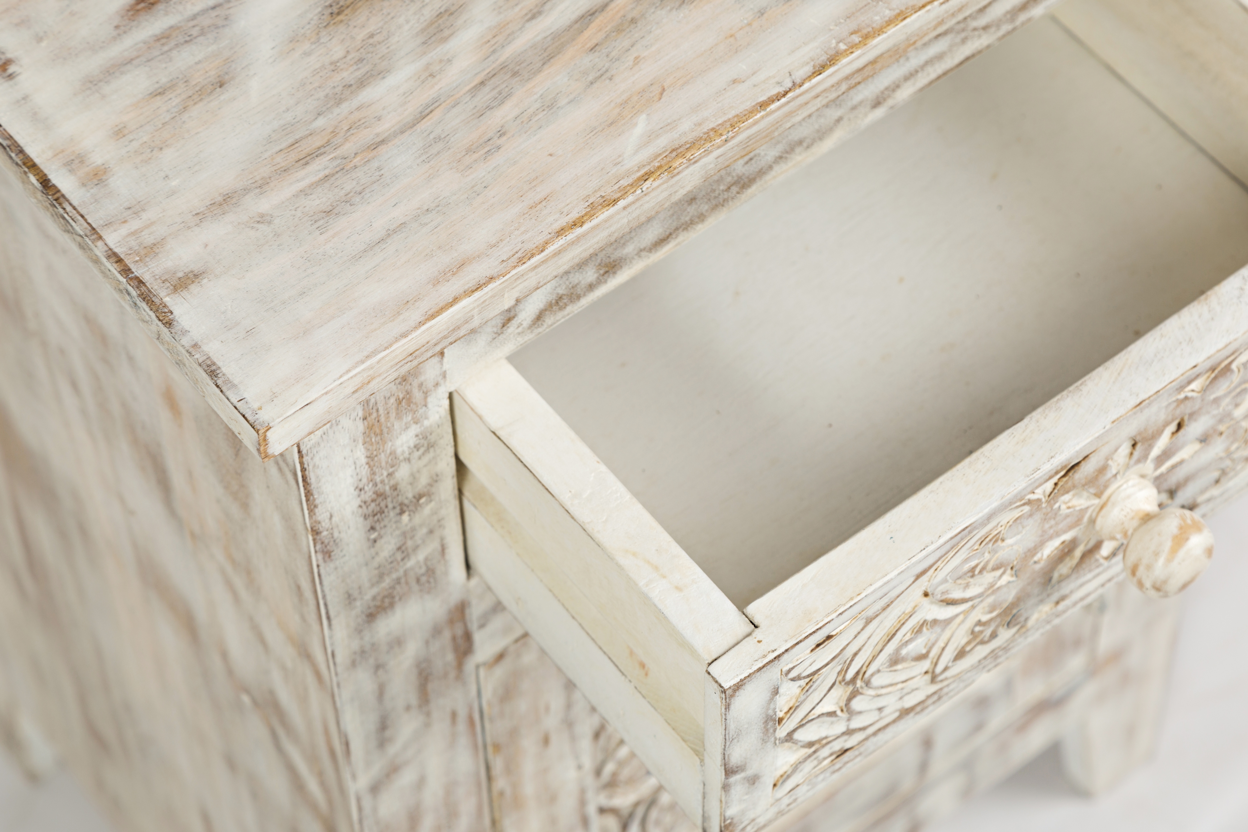 Jofran Global Archive Devi Accent Table