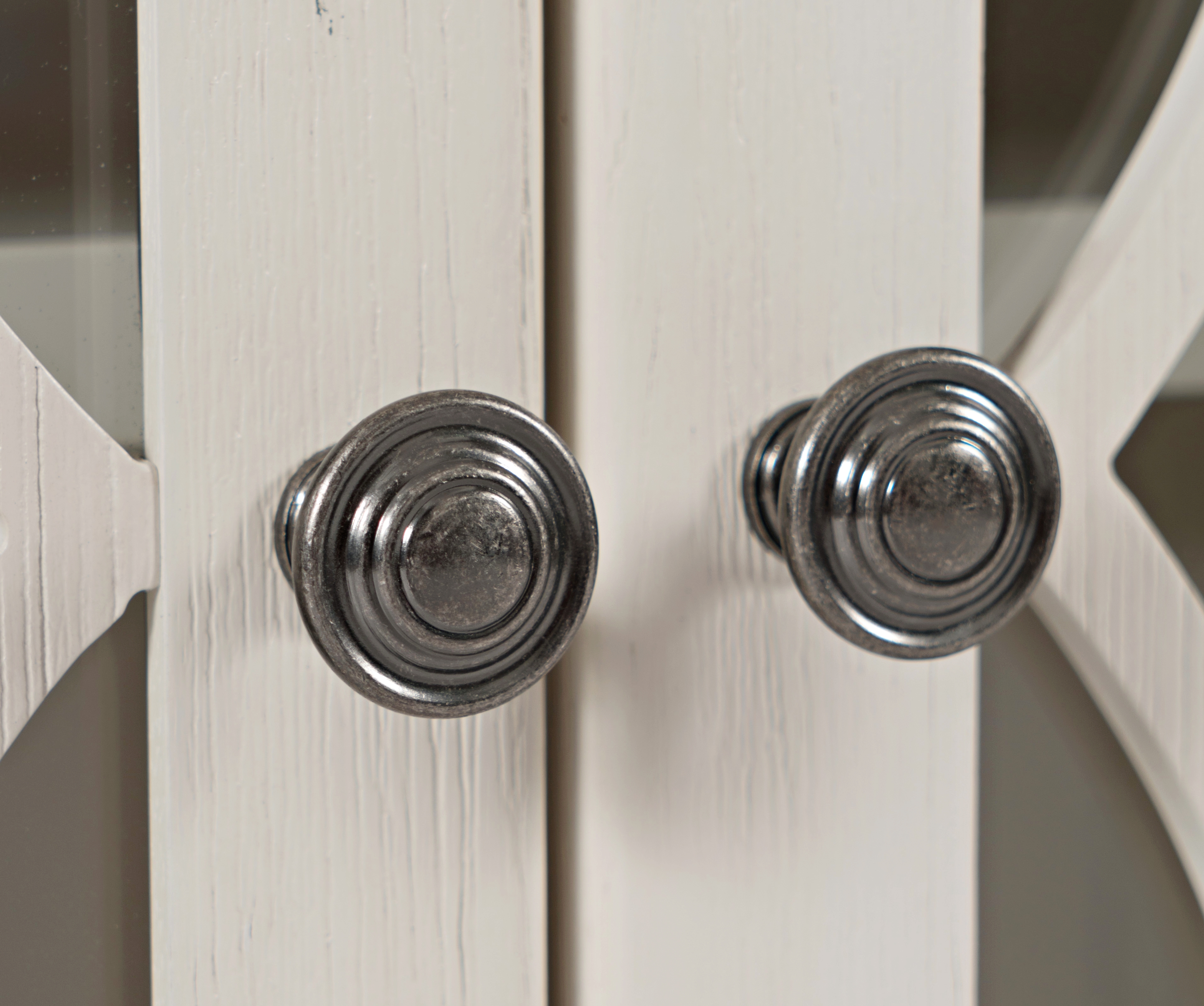 Jofran Aurora Hills 6-Door Accent Chest