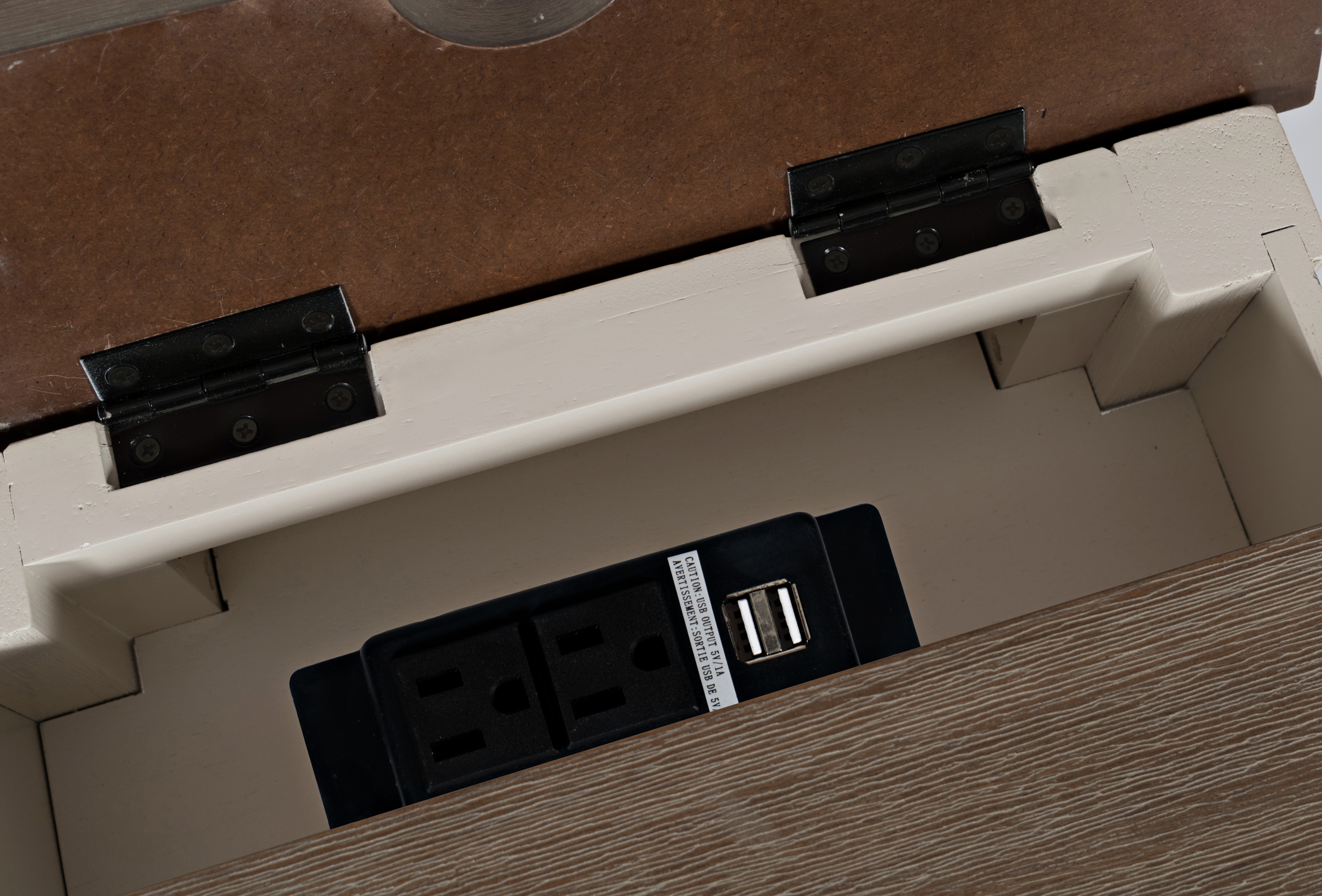 Jofran Grafton Farms Power Chair Side Table