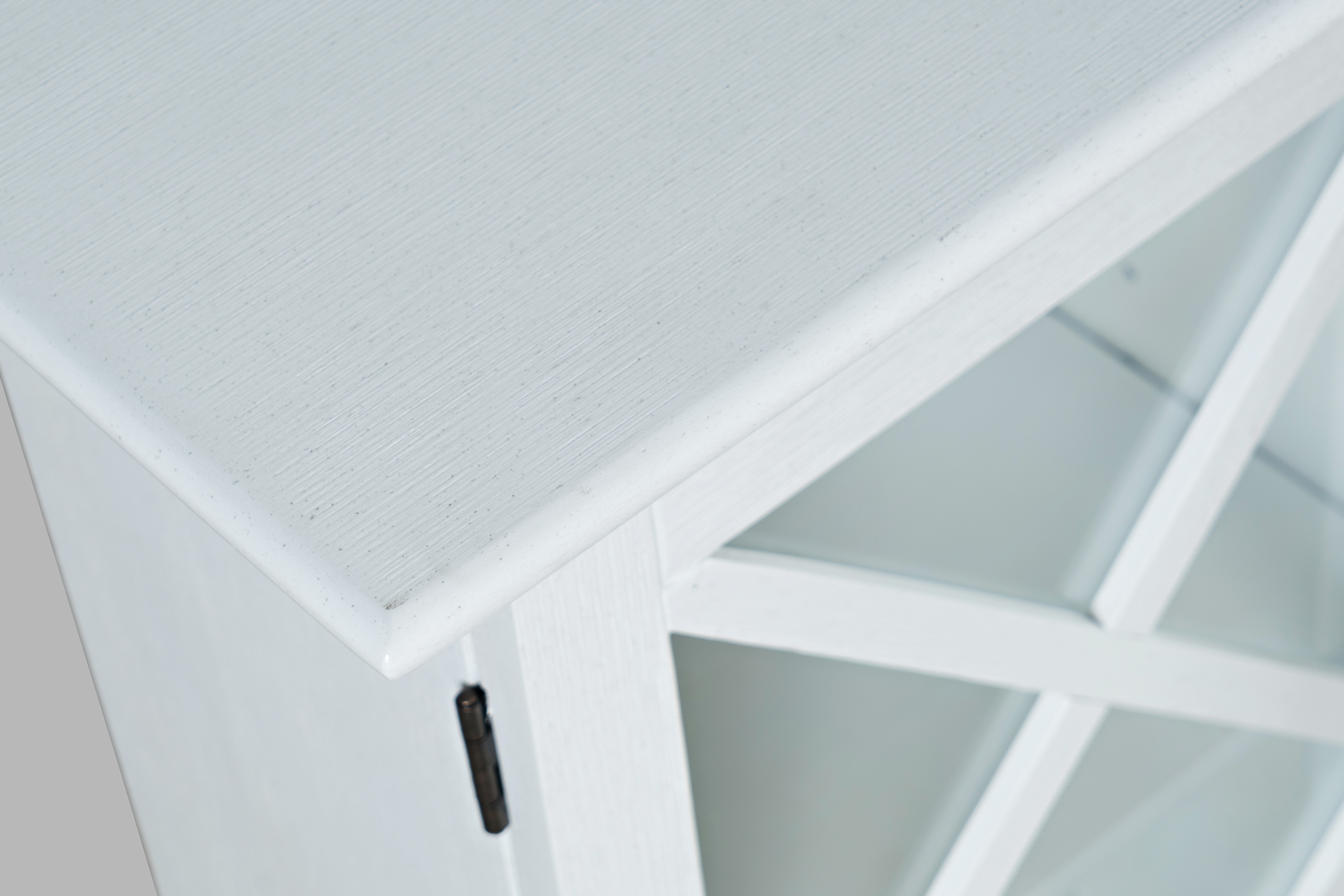 Jofran Carrington Large Breakfront Cabinet