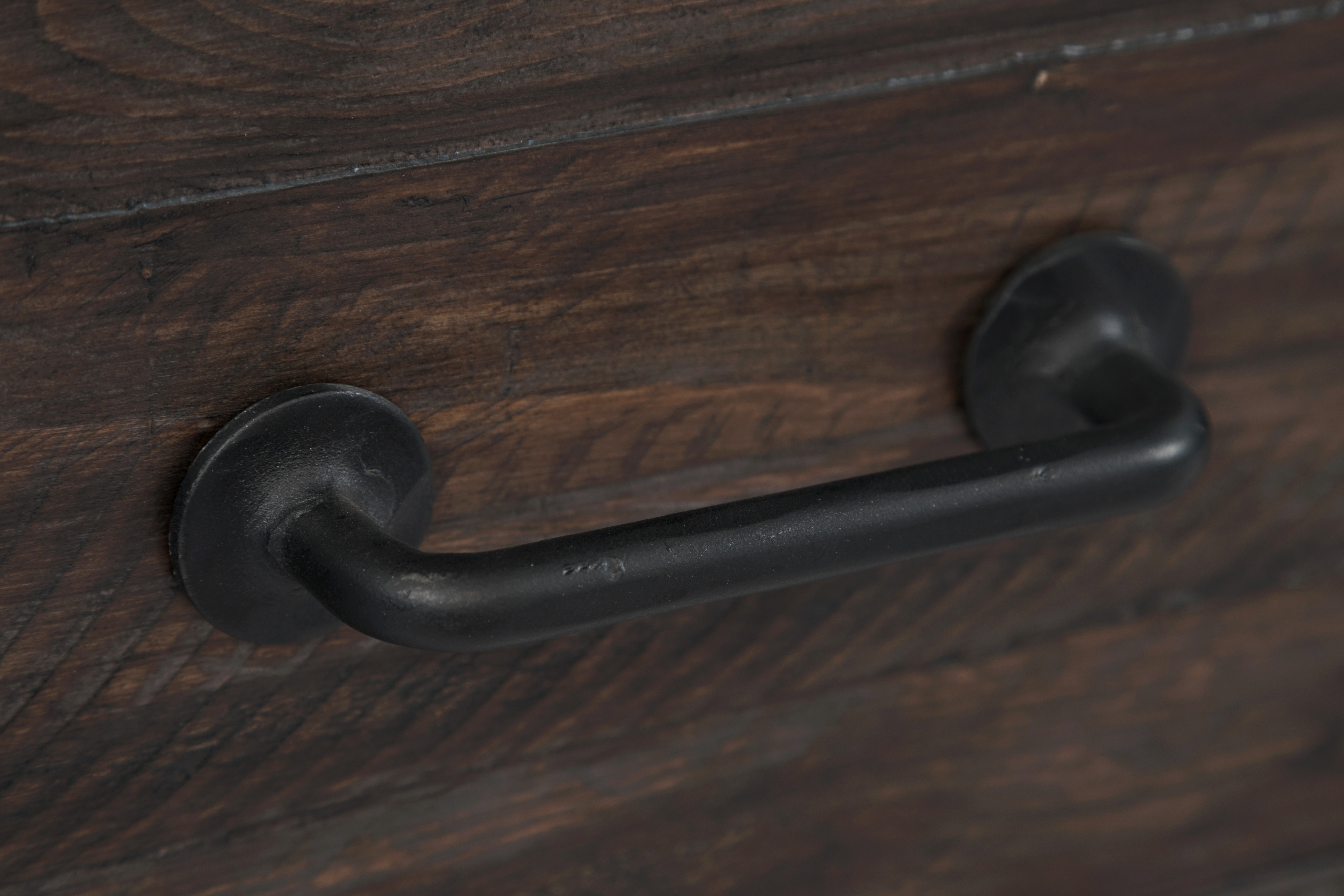 Jofran Madison County Lift Lid Cocktail Table