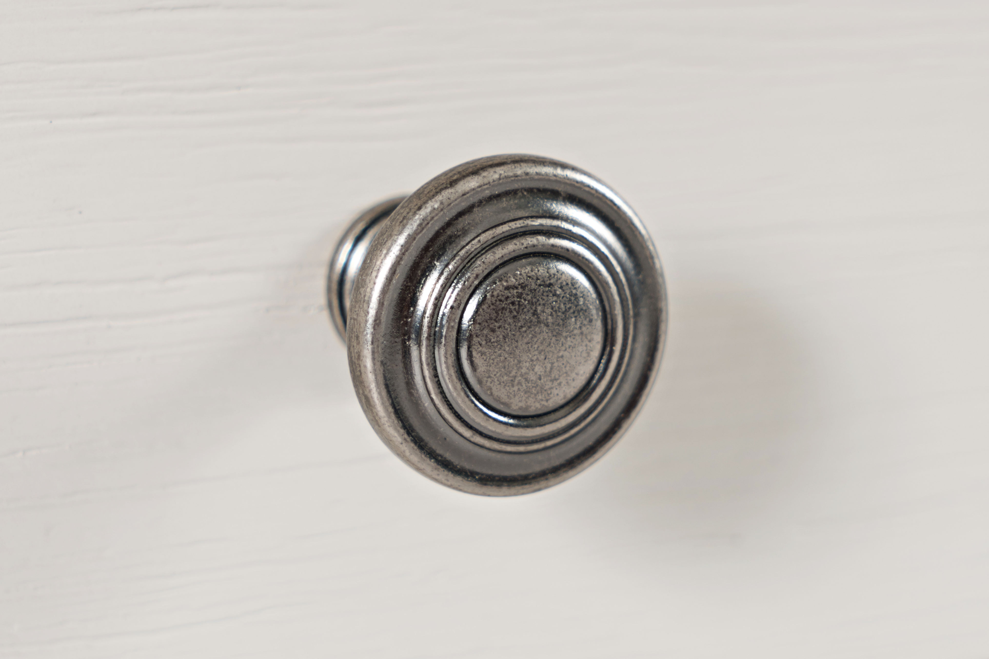 Jofran Grafton Farms 3-Drawer Coffee Table