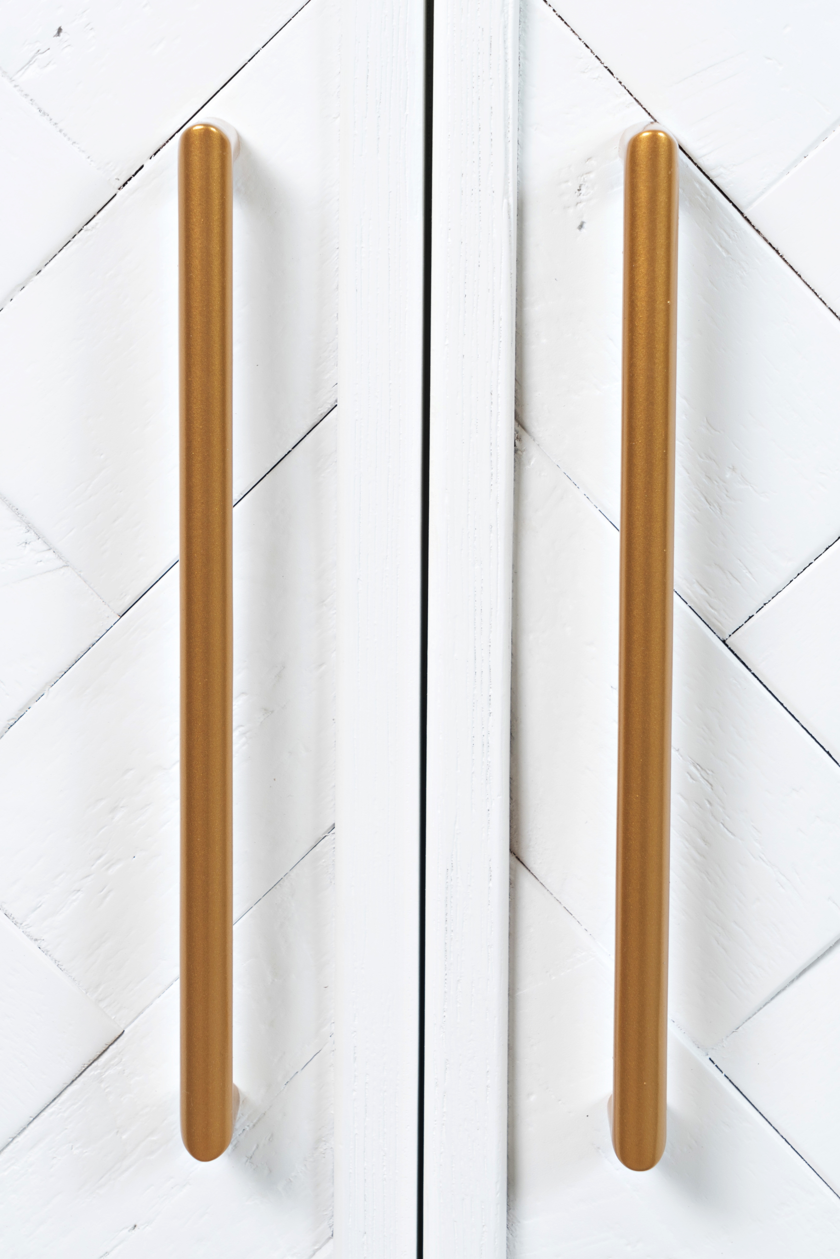 Jofran Gramercy 2 Door Accent Cabinet