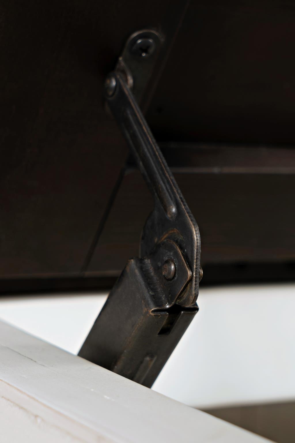 Jofran Madison County Lift Lid Cocktail Table-Vintage White