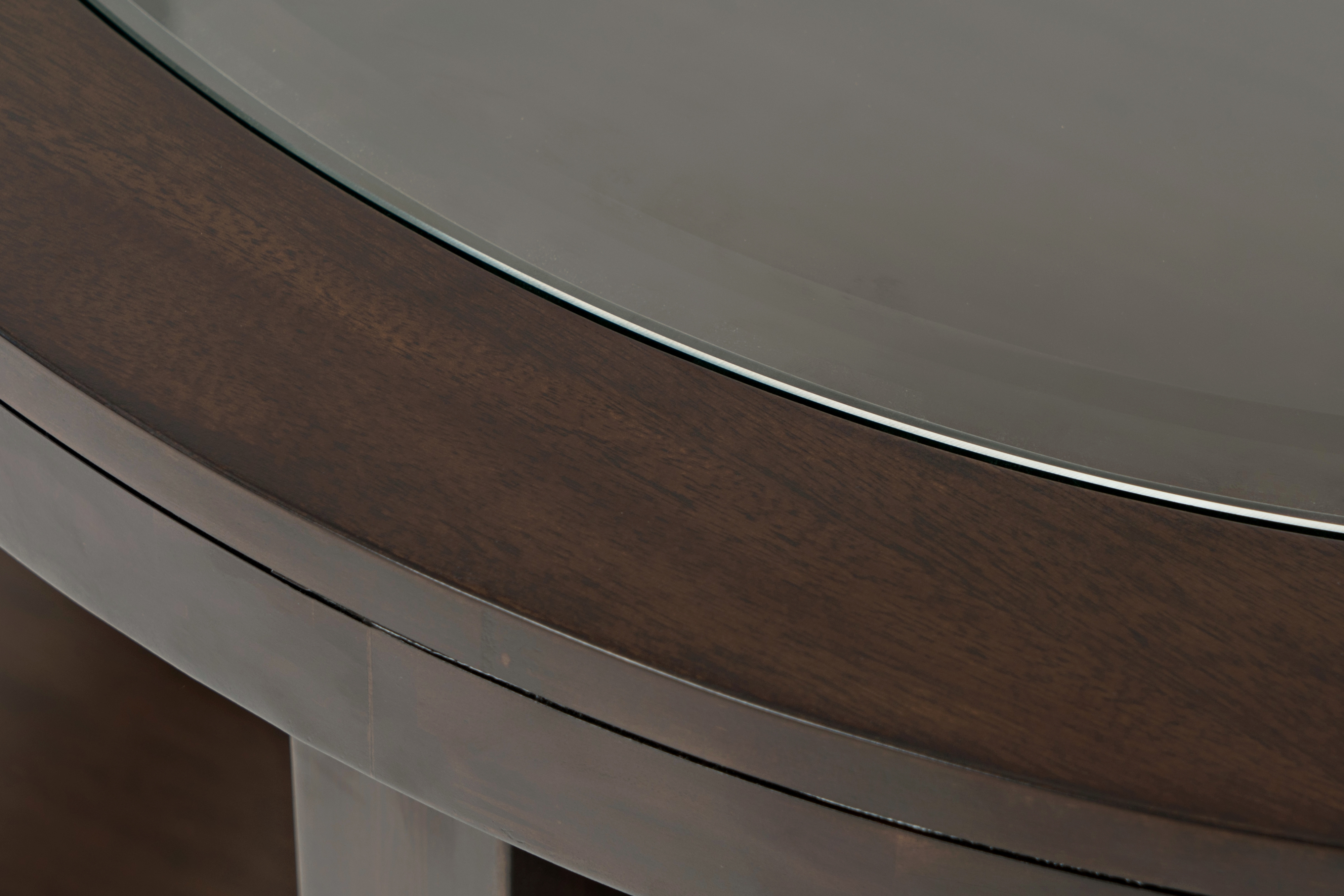 Jofran Urban Icon Round Castered Cocktail Table