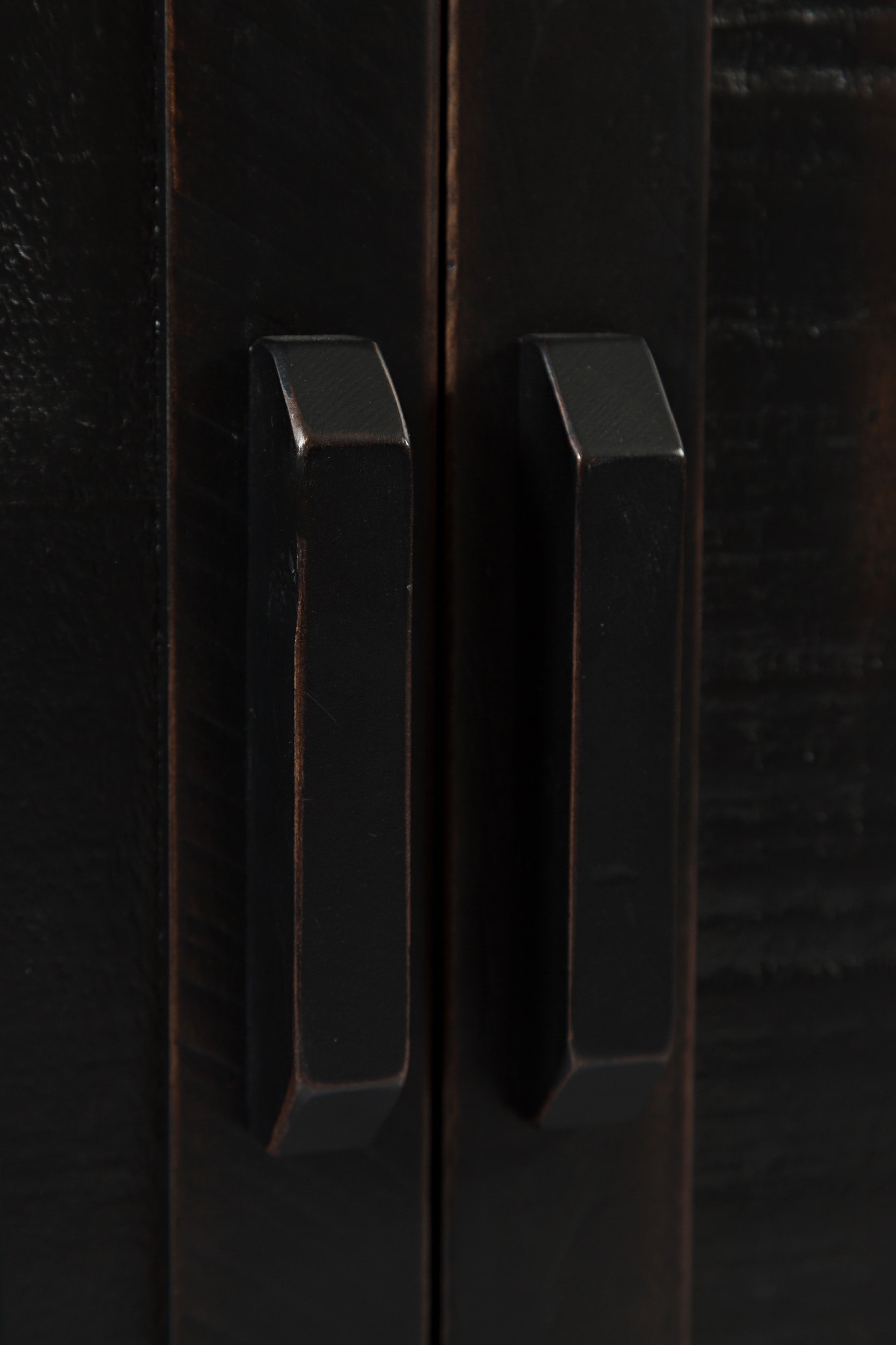 Jofran Madison County Server