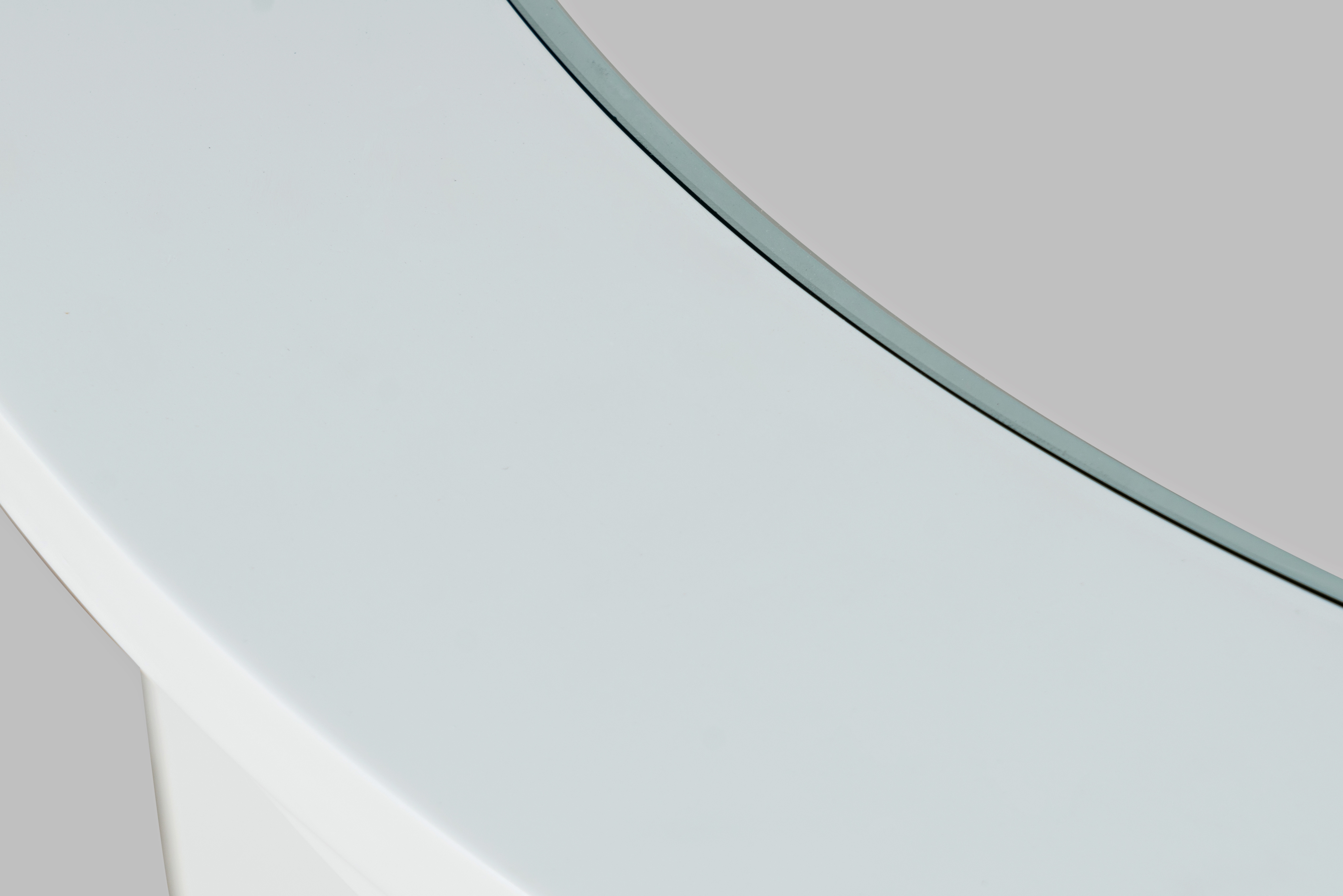 Jofran Urban Icon 42" Round Dining Table