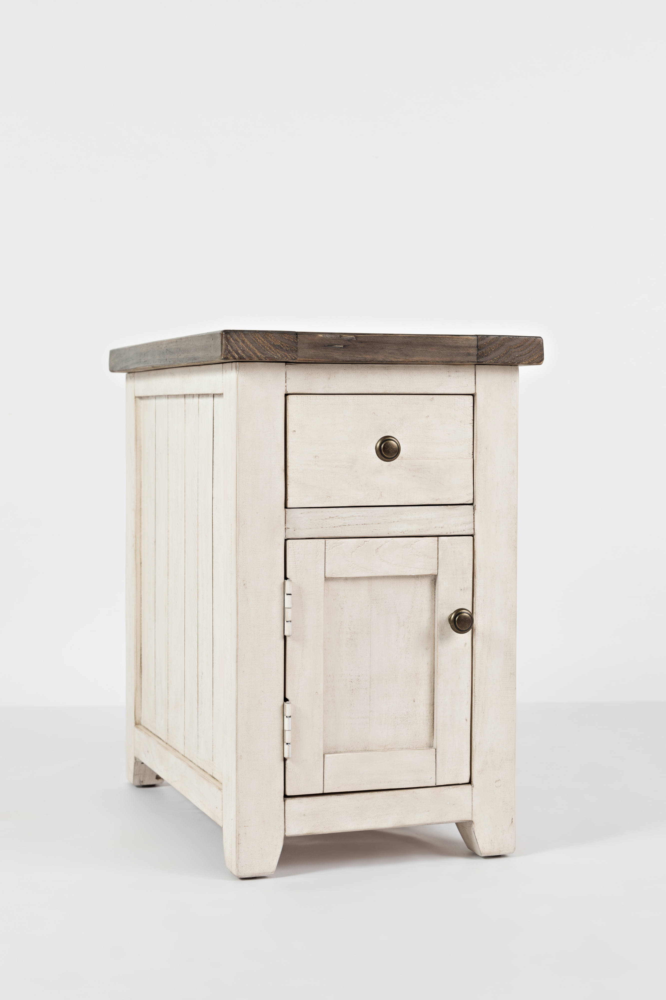 Jofran Madison County Chairside Table