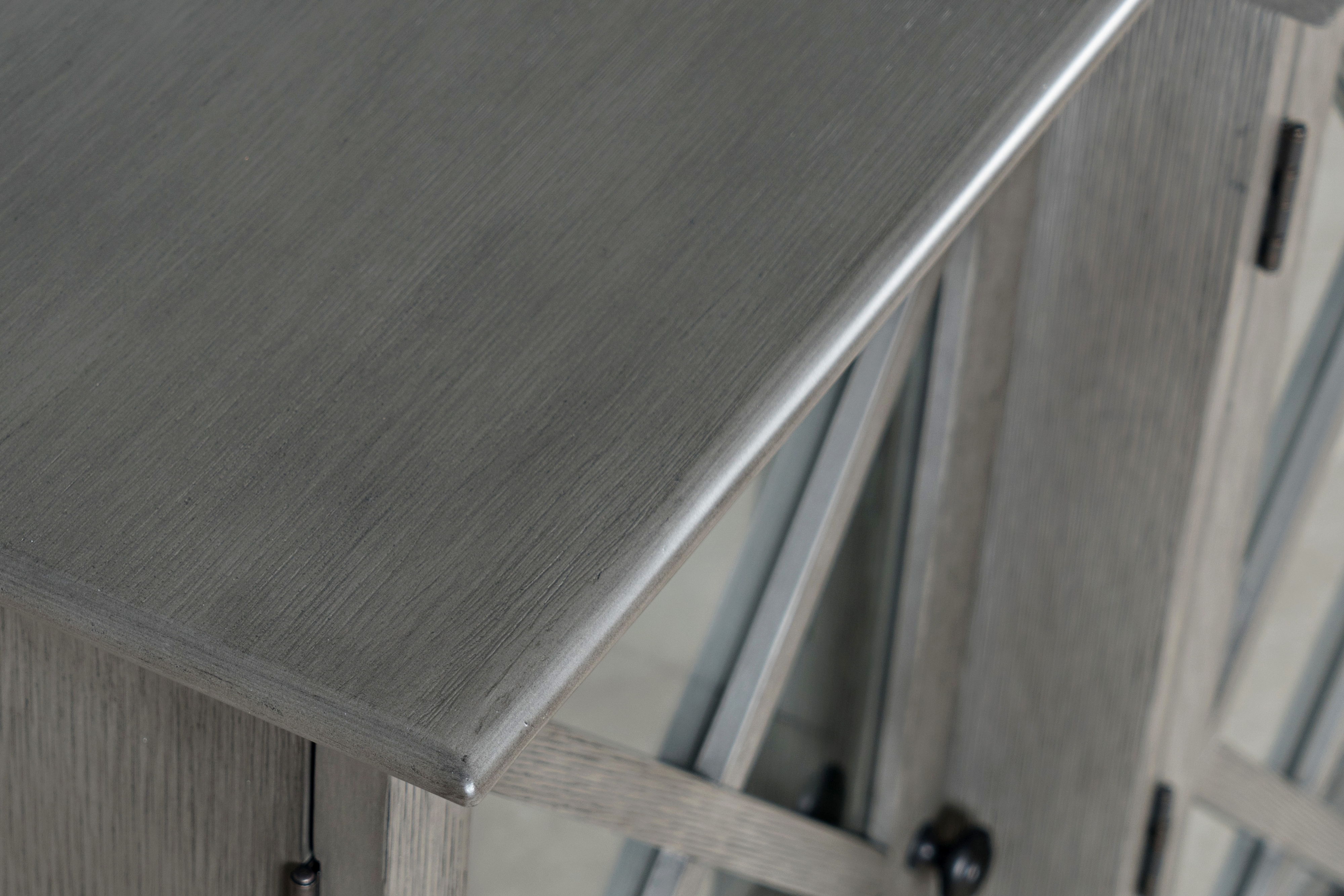 Jofran Carrington Small Breakfront Cabinet