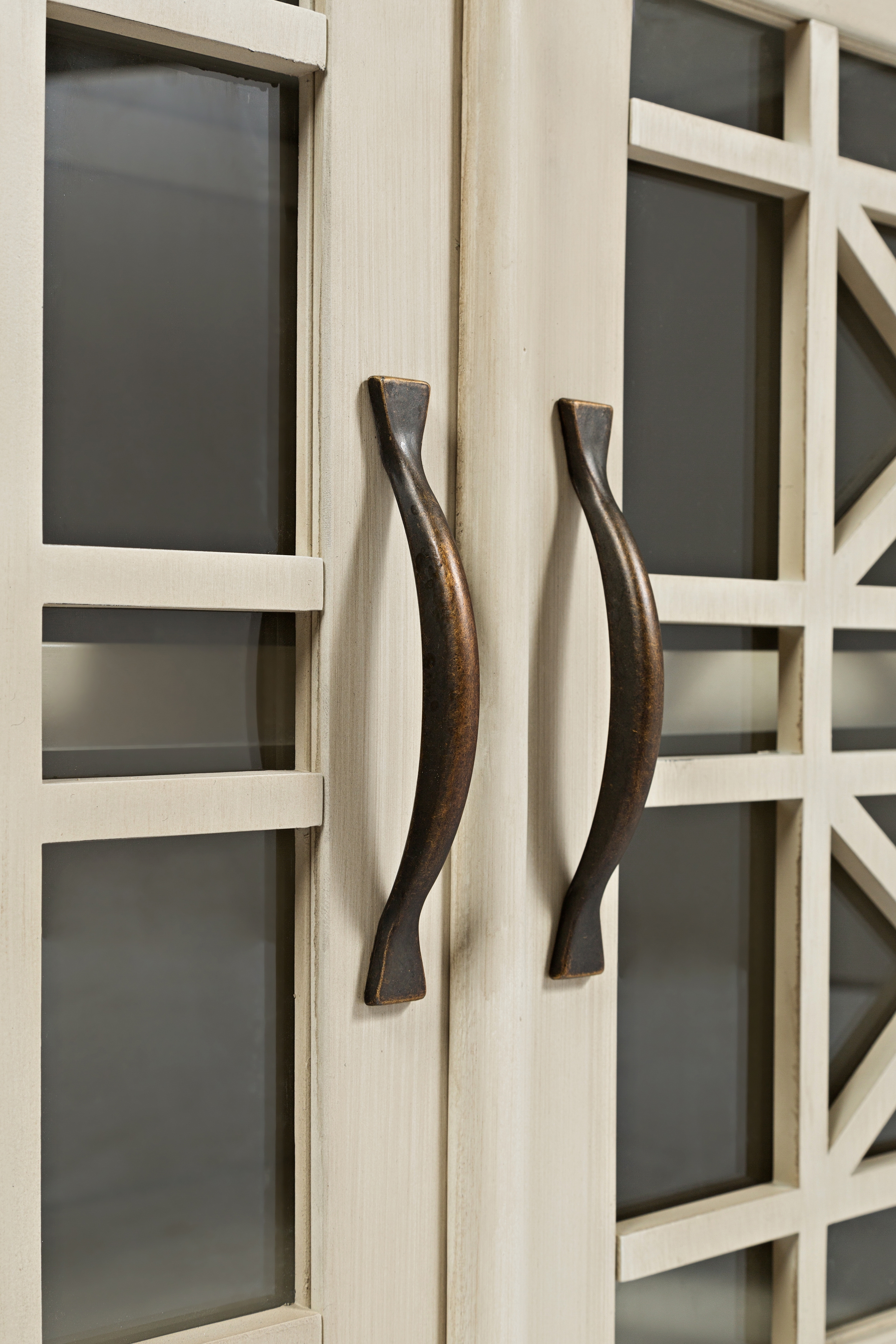 Belfort Essentials Craftsman 70" Media Unit