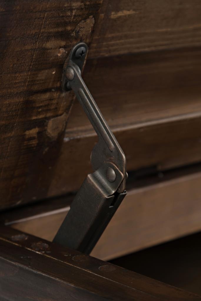 Jofran Madison County Lift Lid Cocktail Table