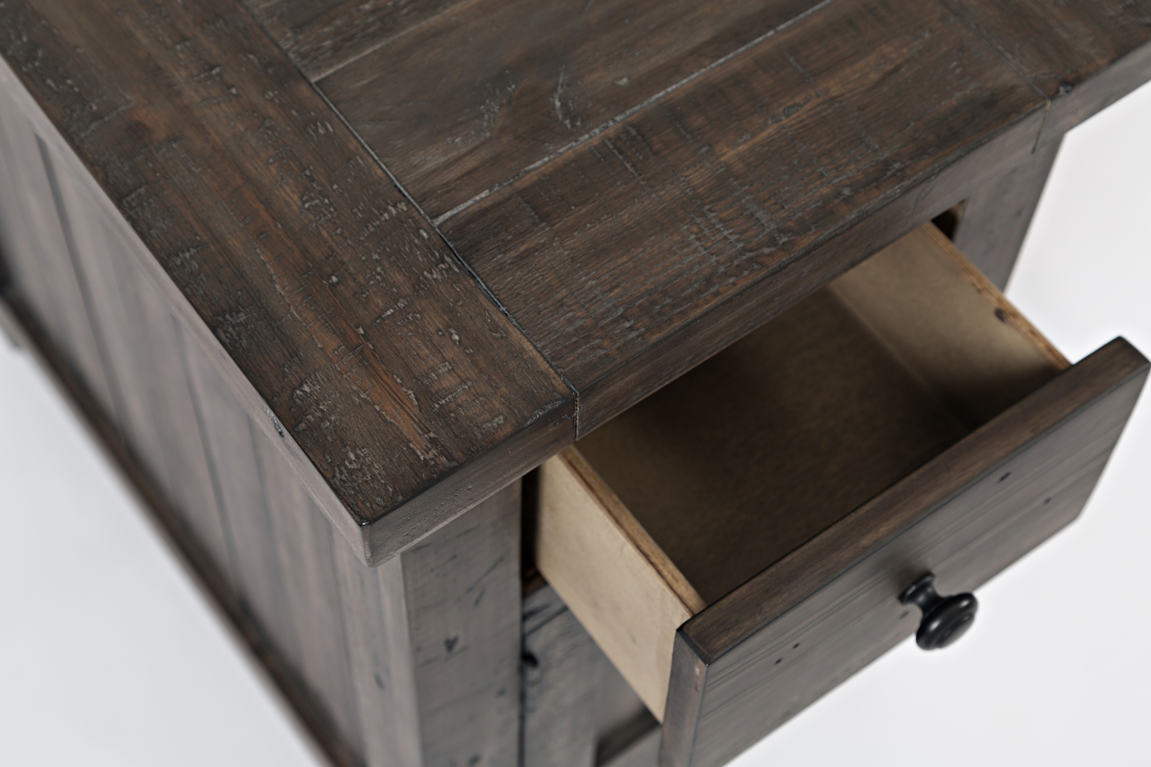 Jofran Madison County Chairside Table