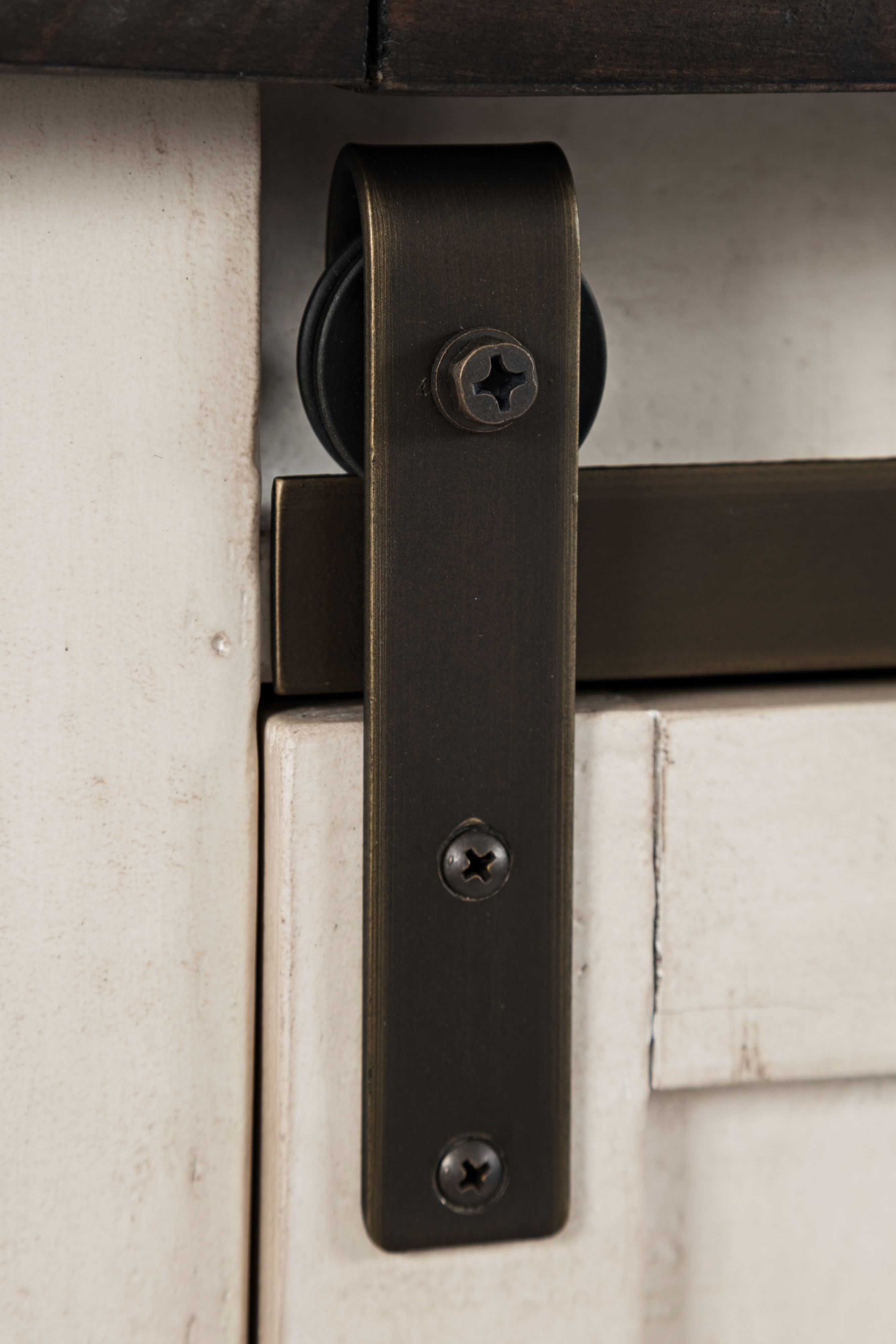 Madison County Door Chest - Sturdy Compliant