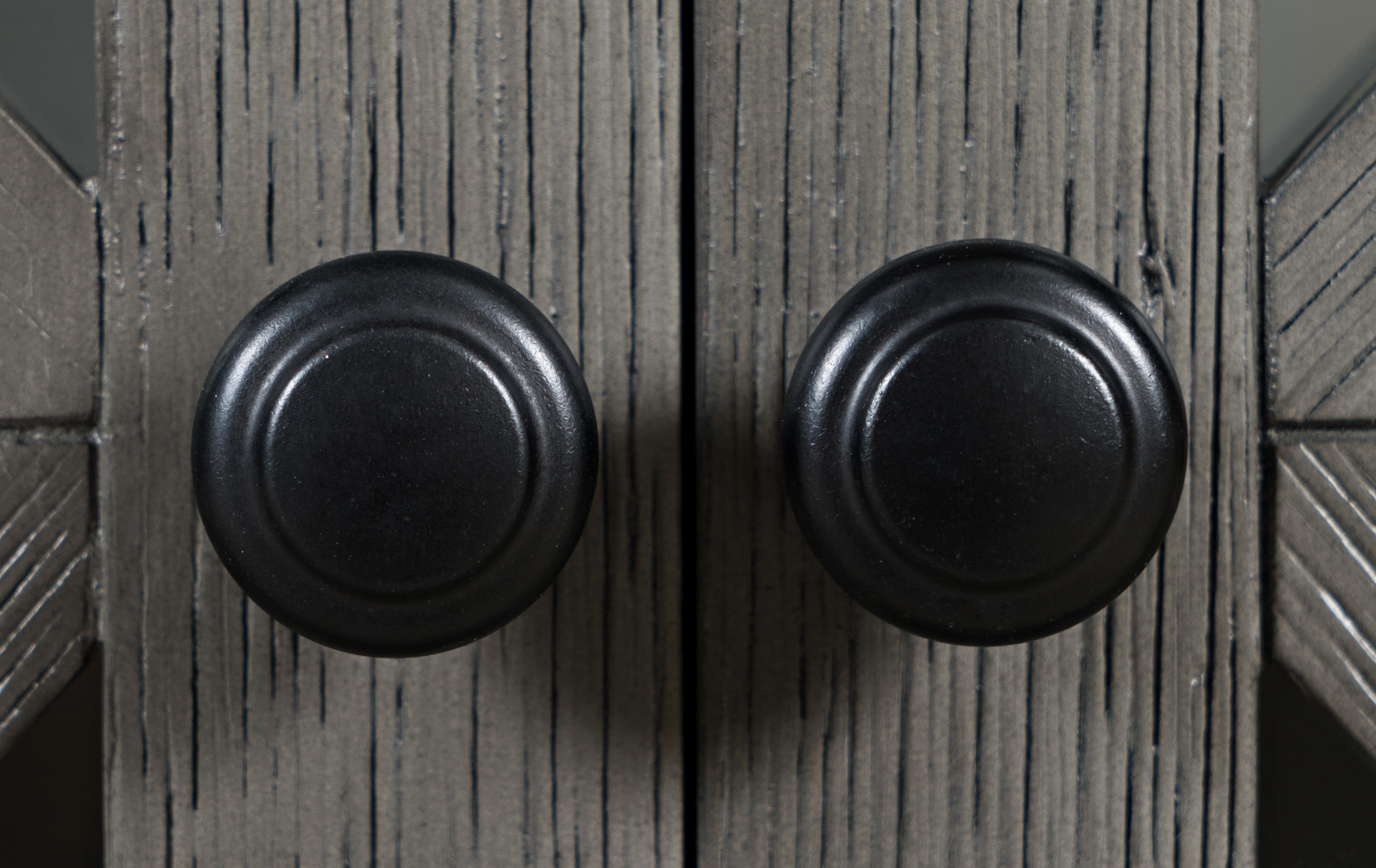 Jofran Carrington Small Breakfront Cabinet