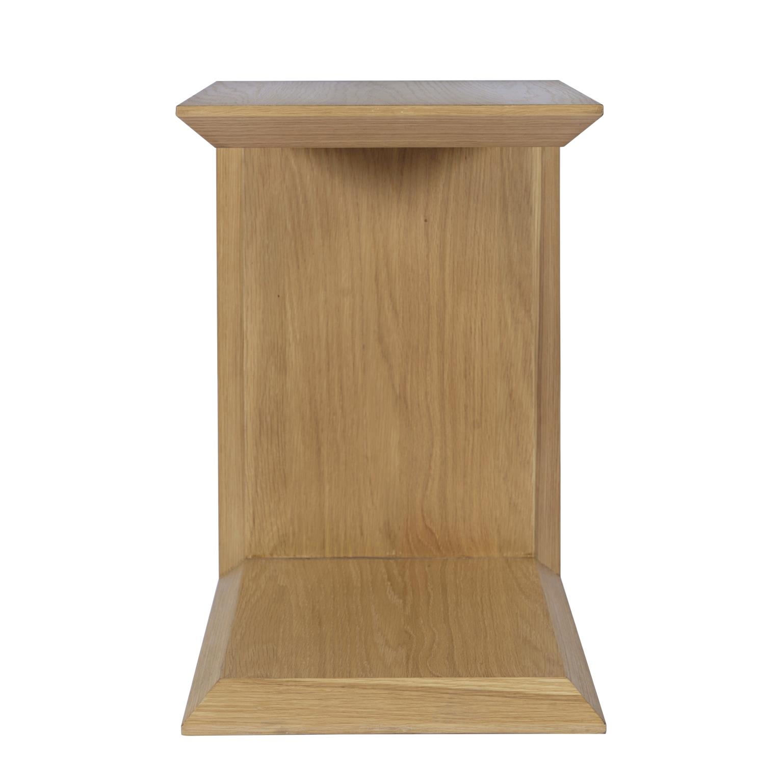 Jofran Global Archive Soho C-Table L. Oak (1/Ctn)