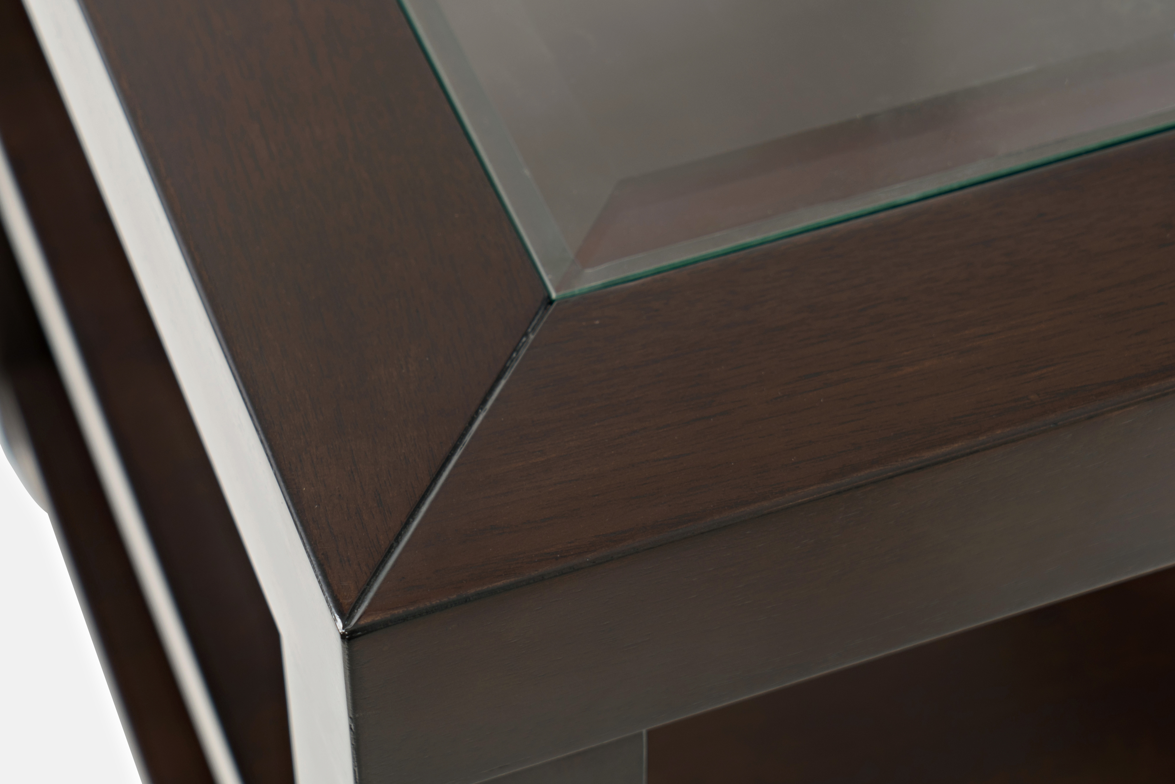 Jofran Urban Icon Chairside Table