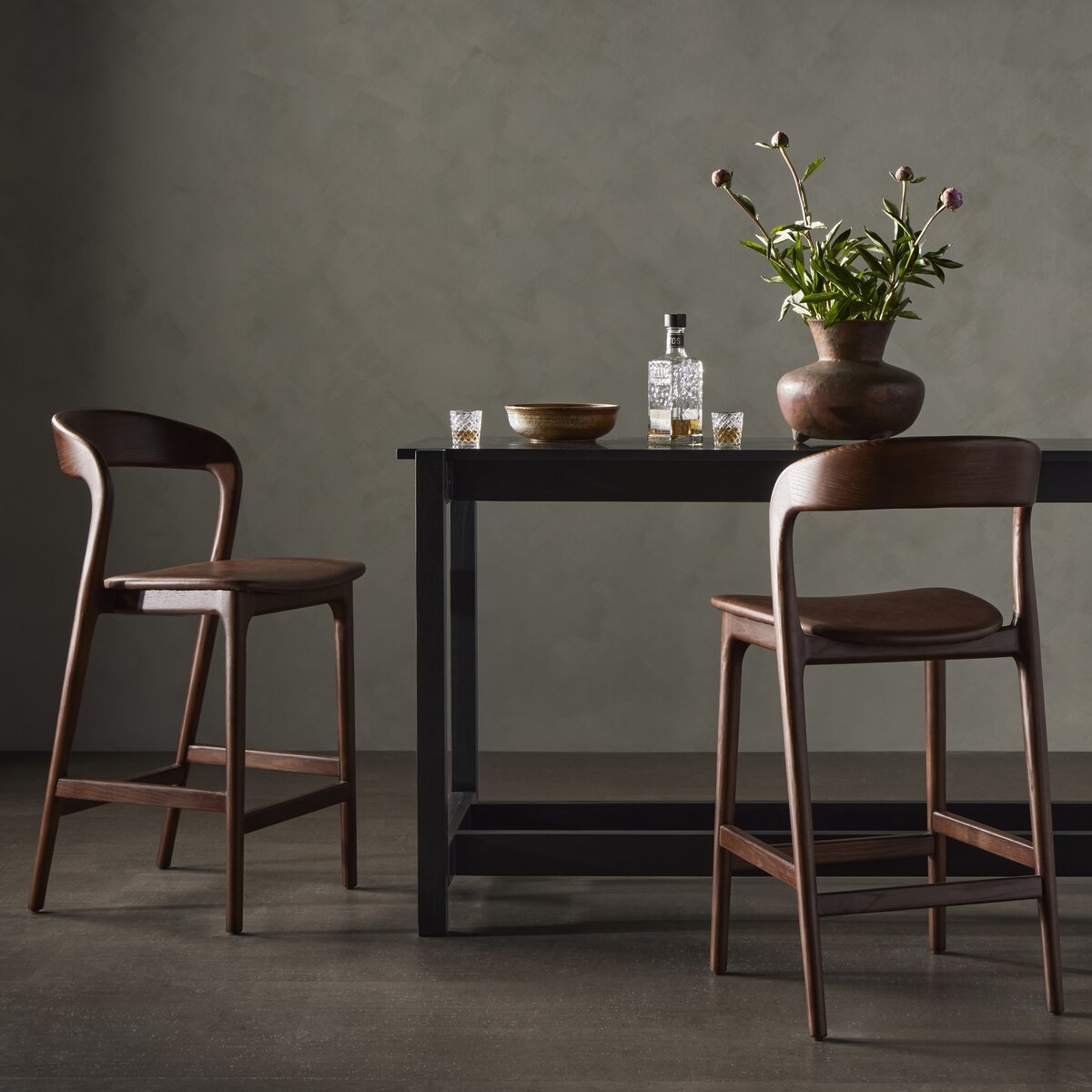 Four Hands Amare 236401-003 Bar Stool | HomeWorld | Bar - Bar Stools