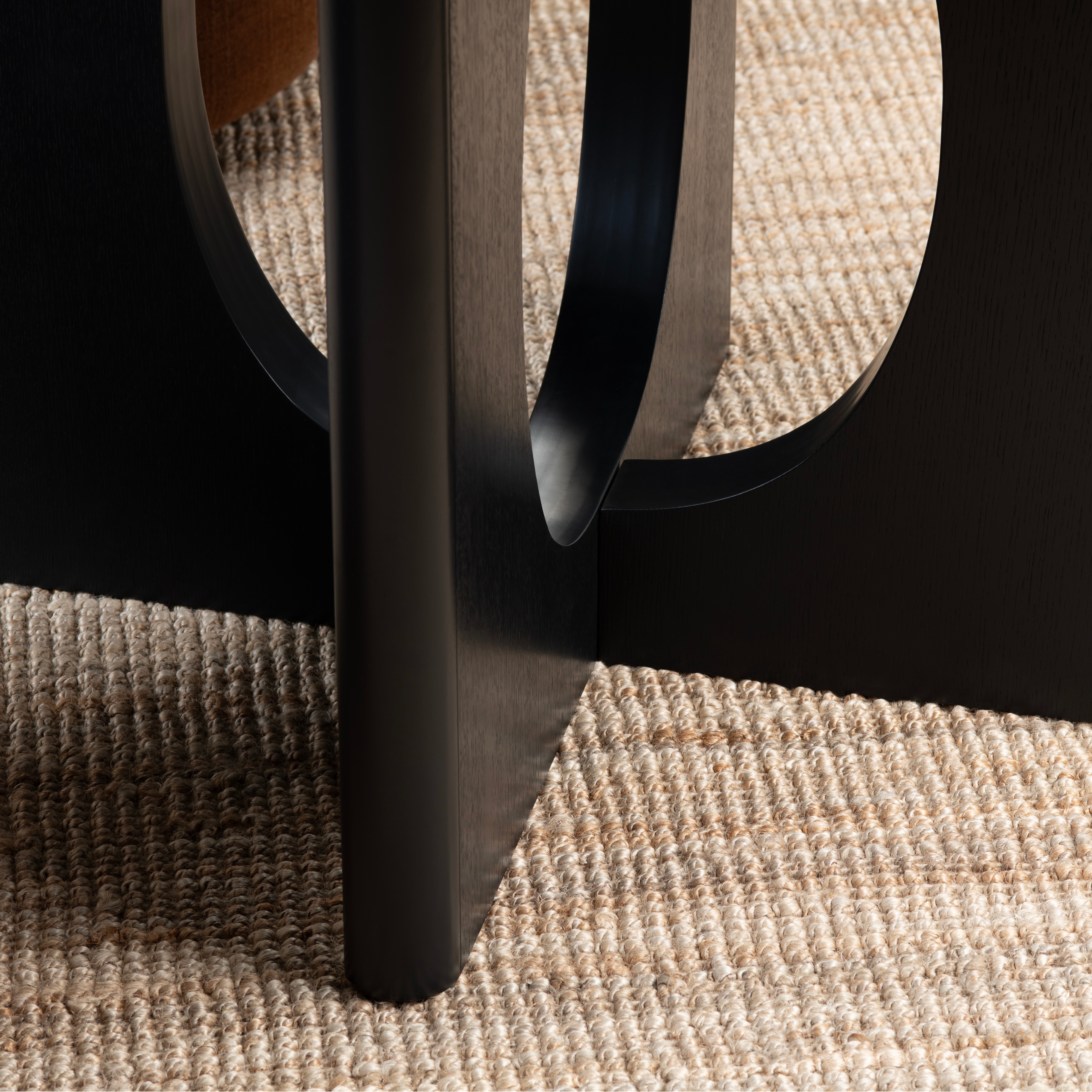 Crestview Collection Crestview Collection Modern 54" Round Dining Table