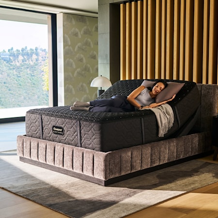 Beautyrest Black Hybrid Firm Queen Mattress