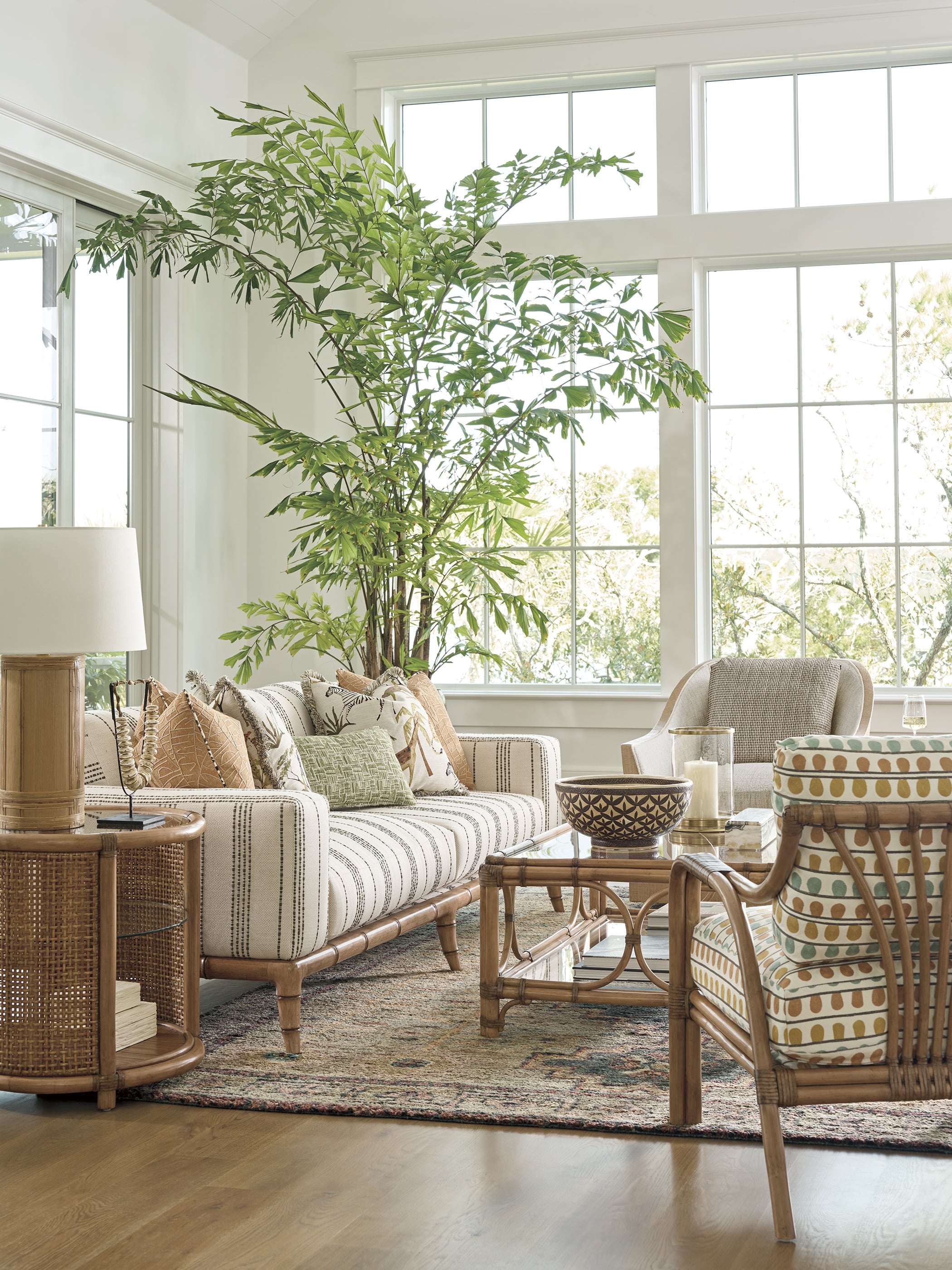 Tortuga Round End Table