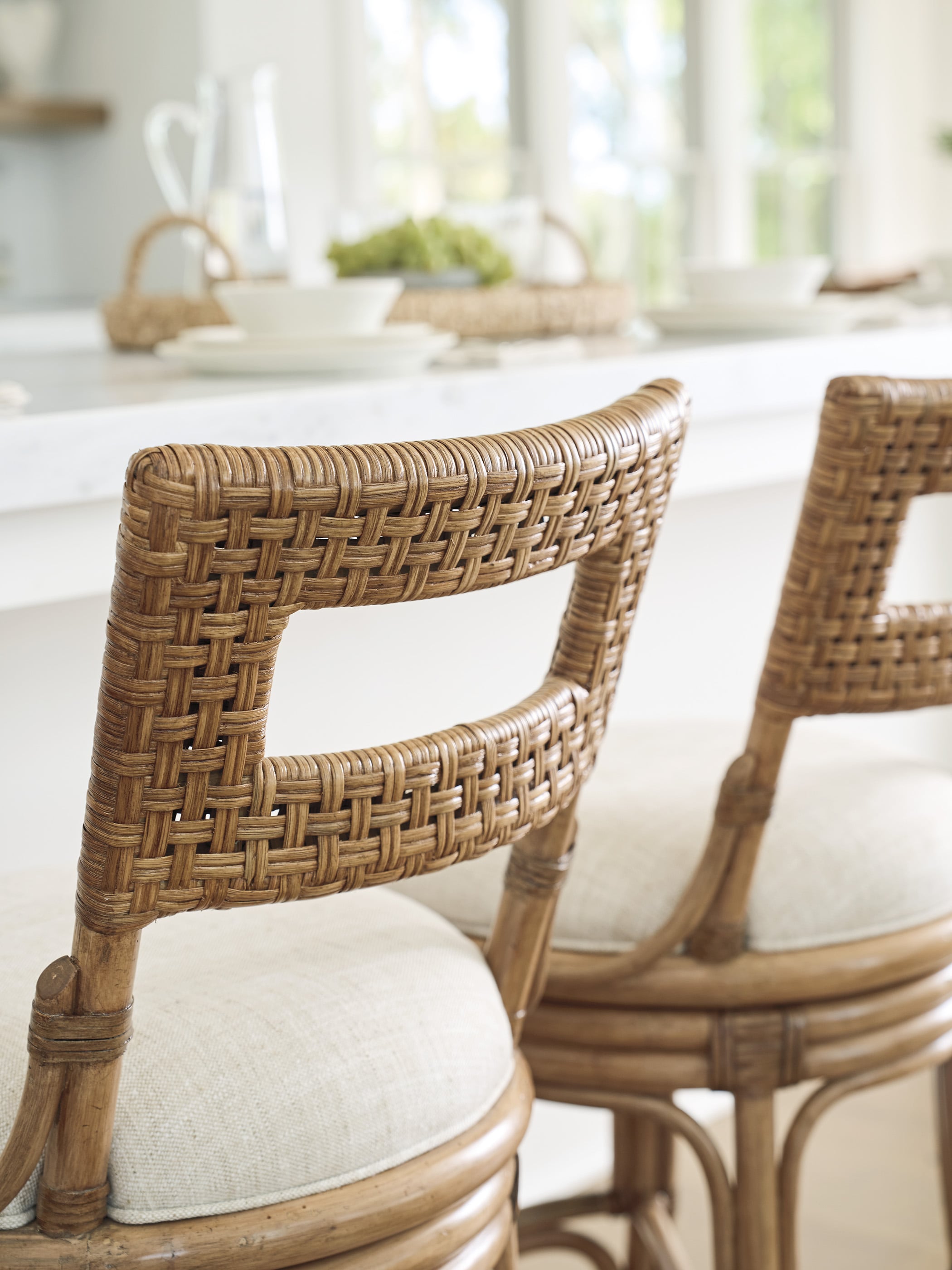 Bay Harbour Swivel Counter Stool