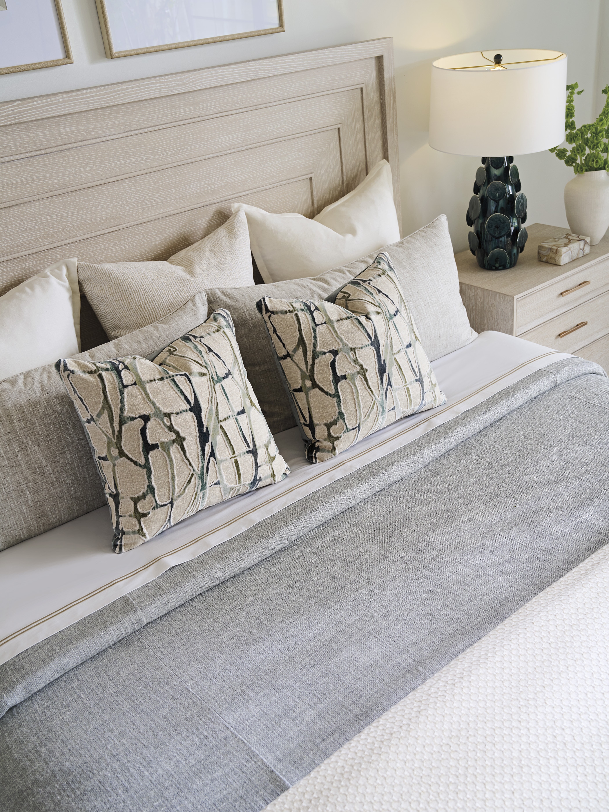 Tommy Bahama Home Copacabana King Panel Bed