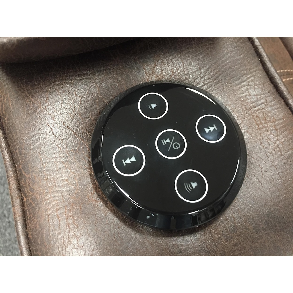 Corinthian 73901 Power Headrest Recliner w/ Bluetooth Speaker