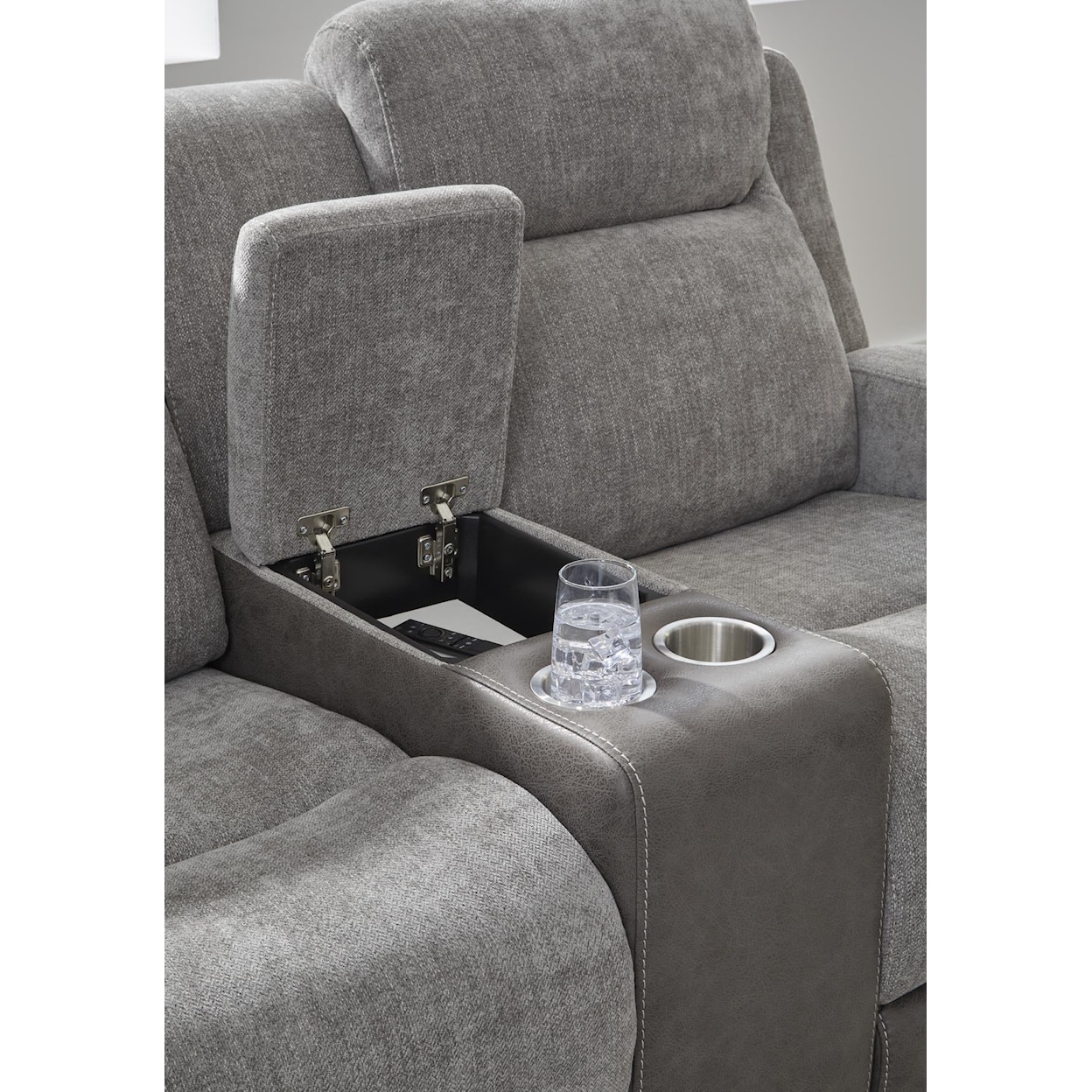 Corinthian 5040 Dual Recliner Group Dual Power Console Reclining Loveseat