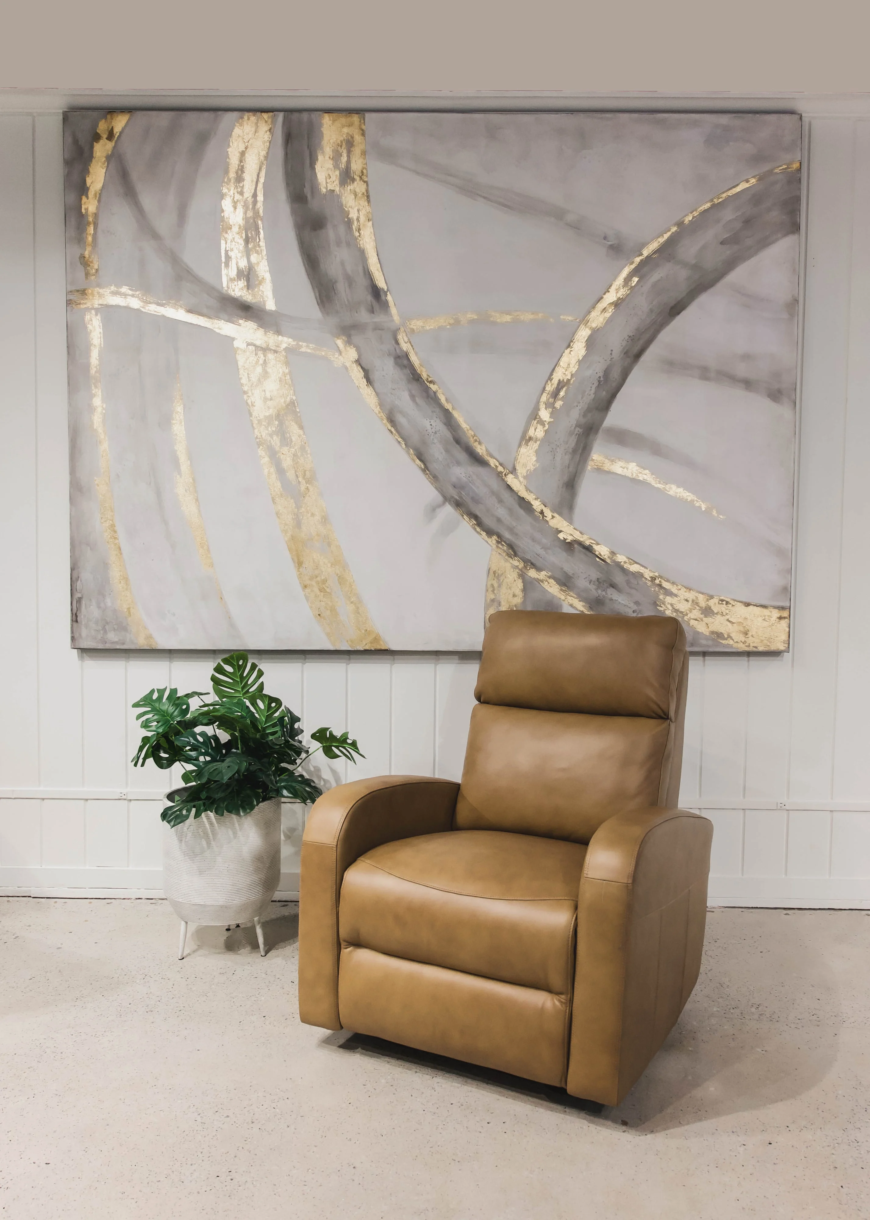 Lifestyle U81613 155132077 Saddle Leather Dual Power recliner